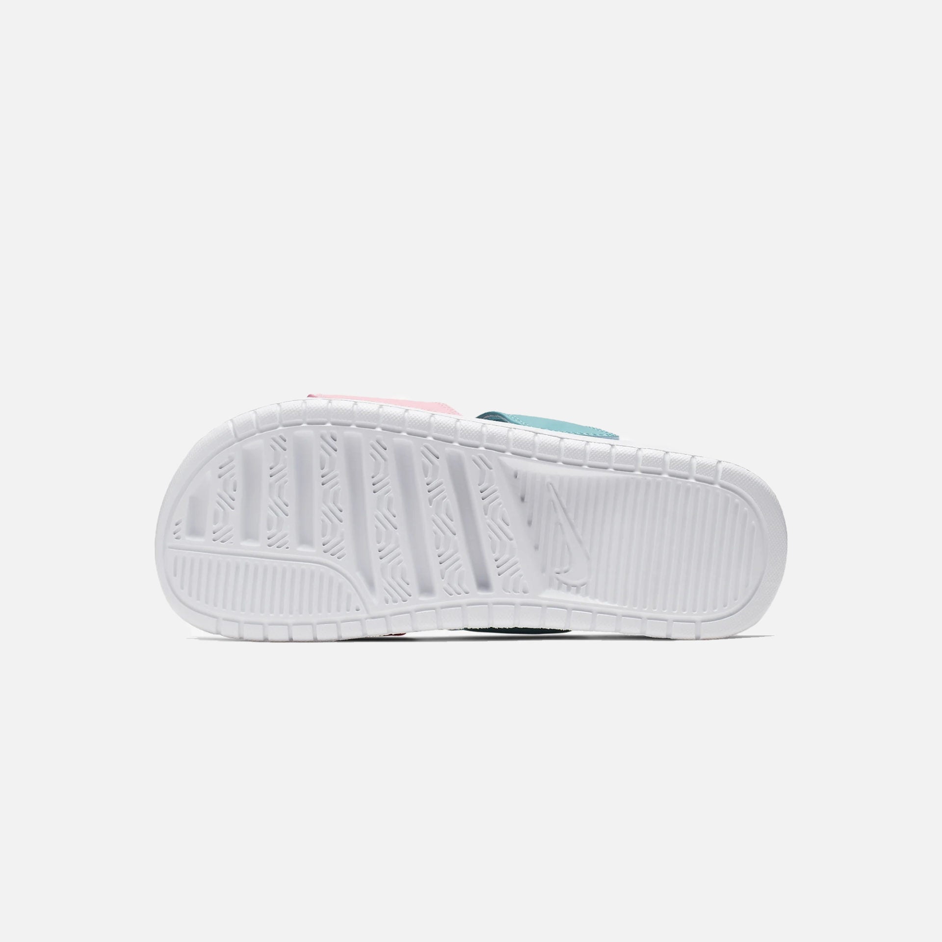Nike | WMNS BENASSI DUO ULTRA SLIDE - view 2