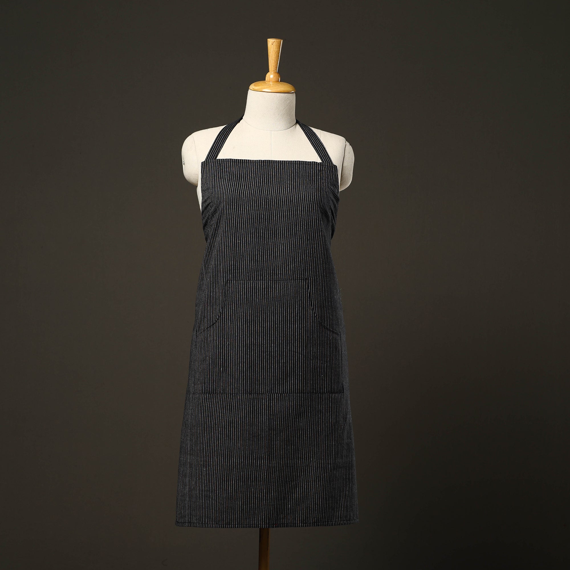 JALPARI Black - Jhiri Handloom Cotton Apron with Pocket 18