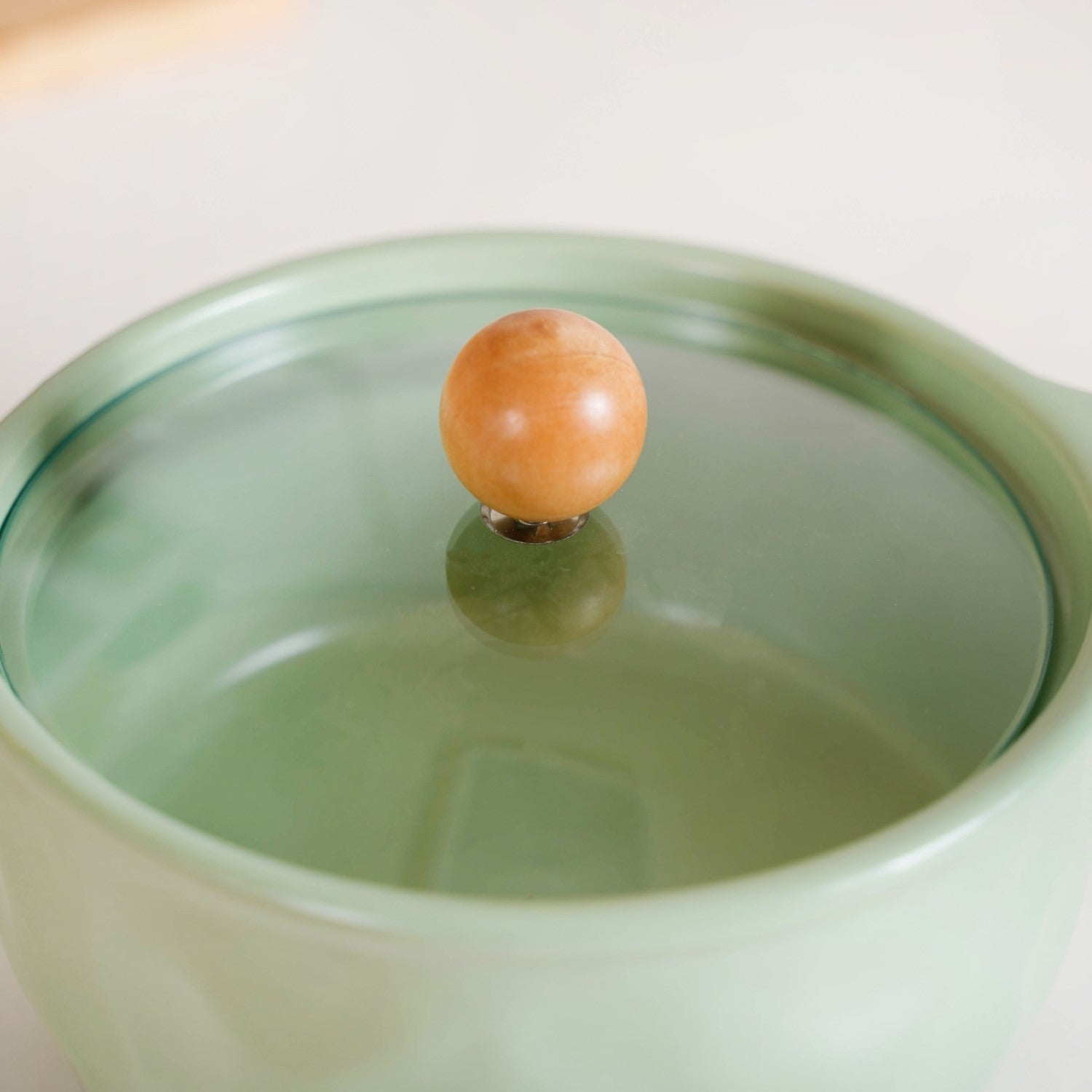 Nestasia Pebble Textured Serving Bowl With Glass Lid 950ml - view 8