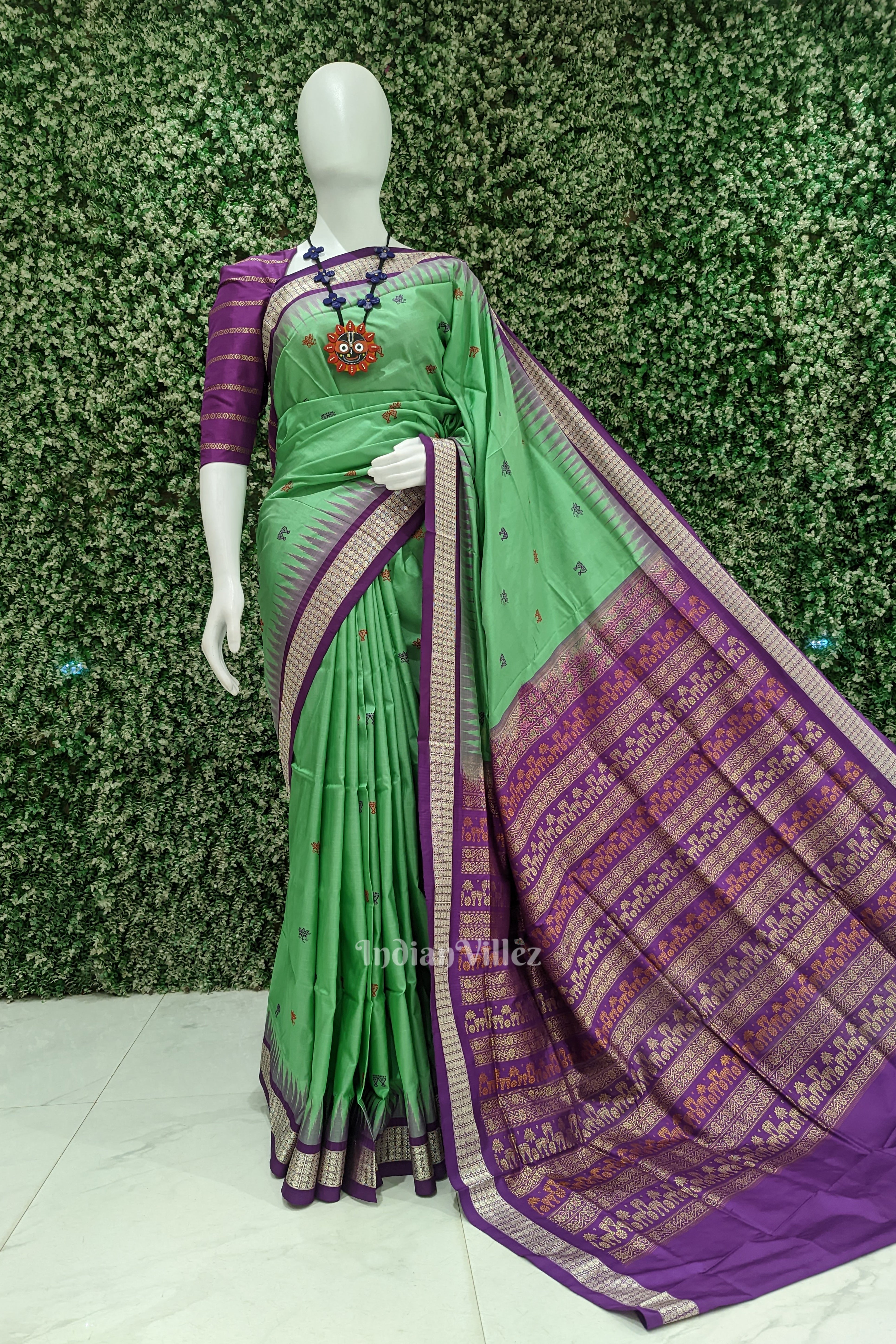 IndianVillèz Green Laxmi Pada Design Odisha Ikat Bomkai Silk Saree