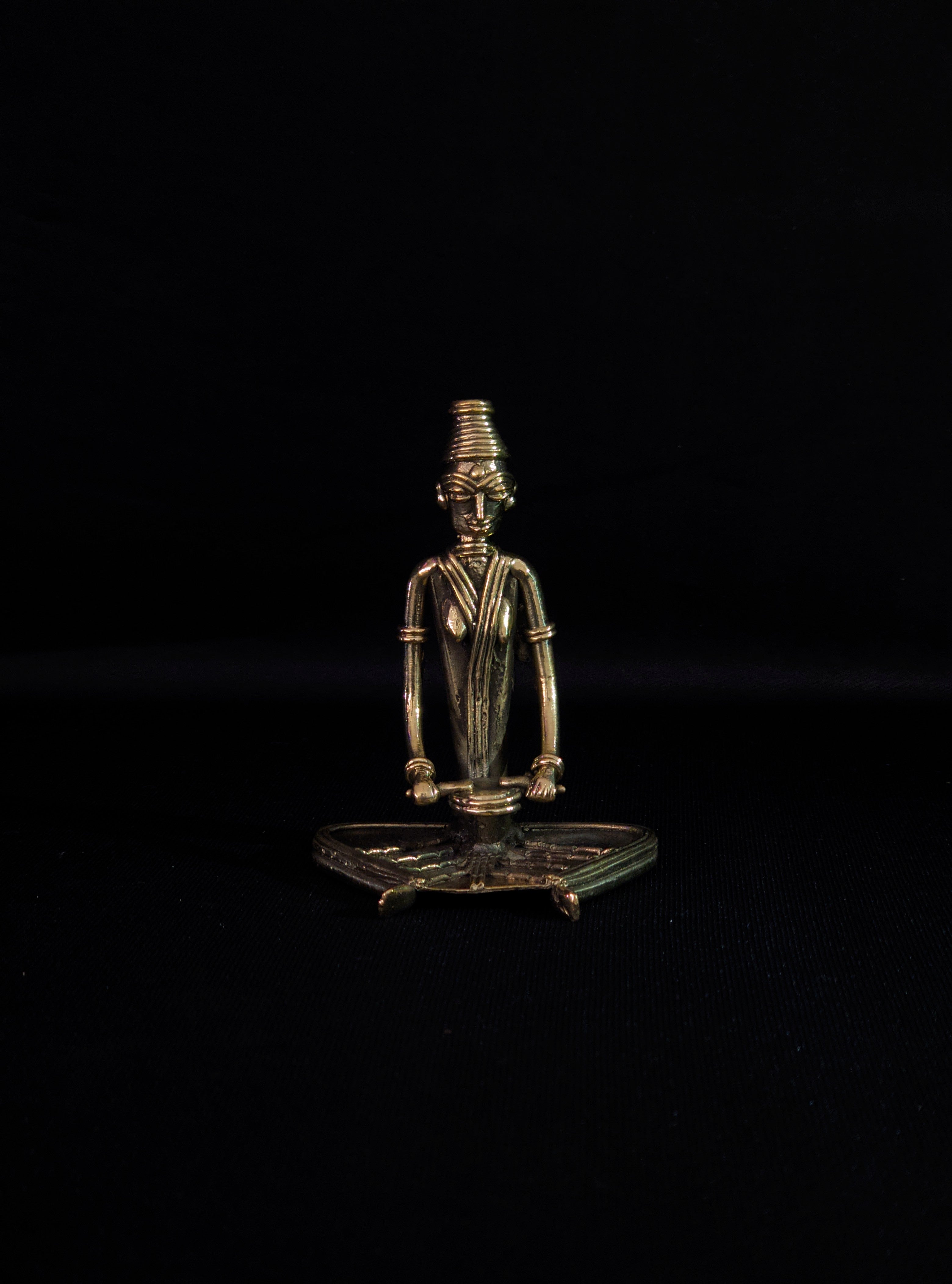 IndianVillèz Handmade Dhokra - Tribal Lady Musician Sitting and Playing Drum
