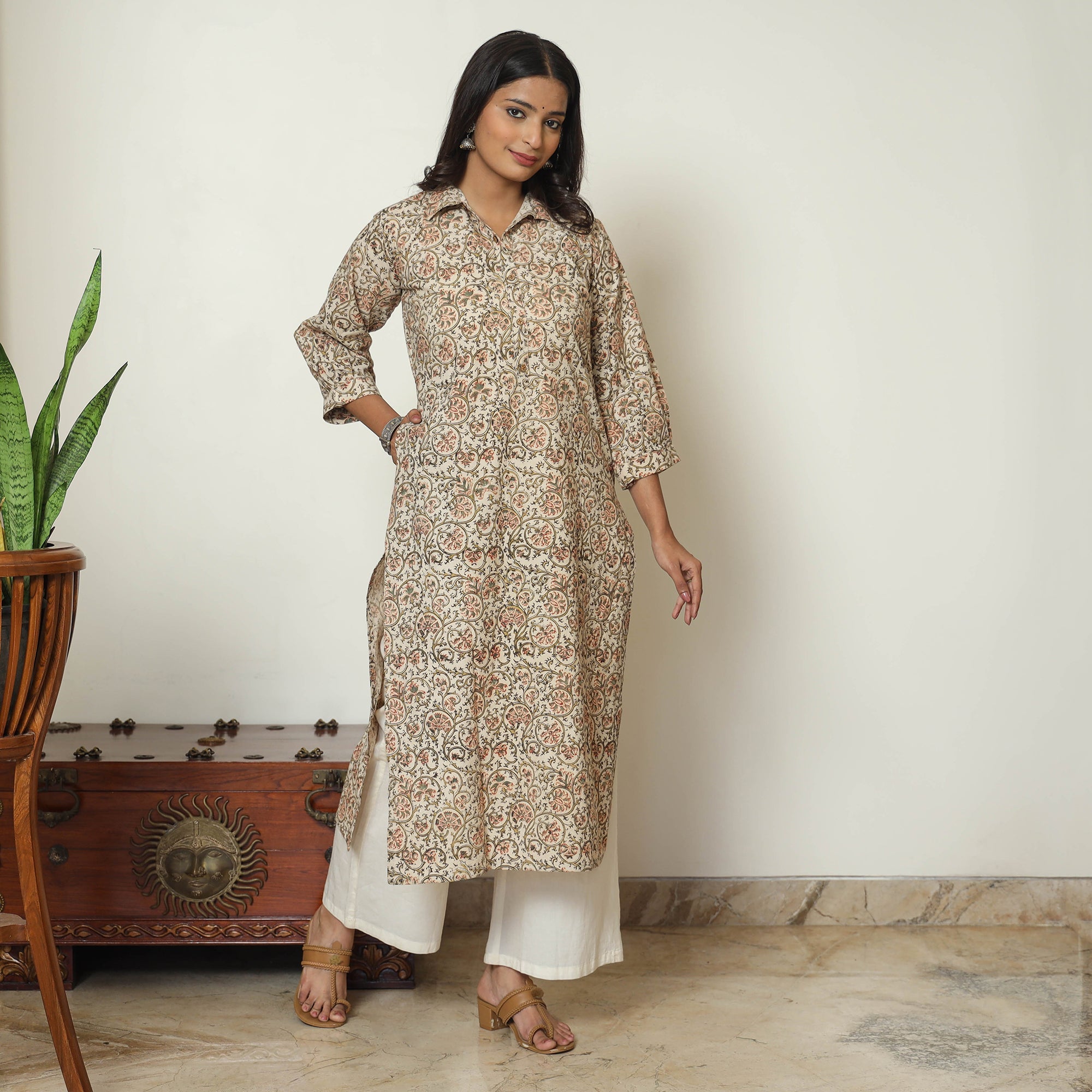 ITOKRI CASUALS Beige - Pedana Kalamkari Hand Block Printed Cotton Straight Kurta 04 - view 3