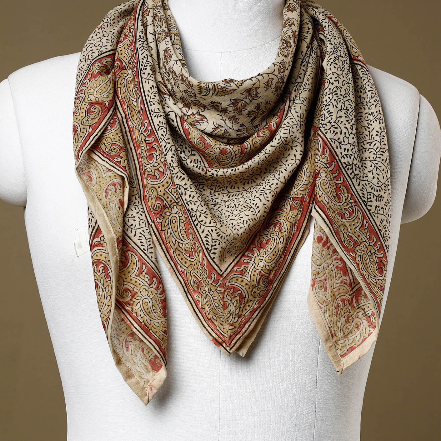 PITCHUKA SRINIVAS KALAMKARI PEDANA Beige - Original Pedana Kalamkari Block Printed Cotton Scarf - view 3