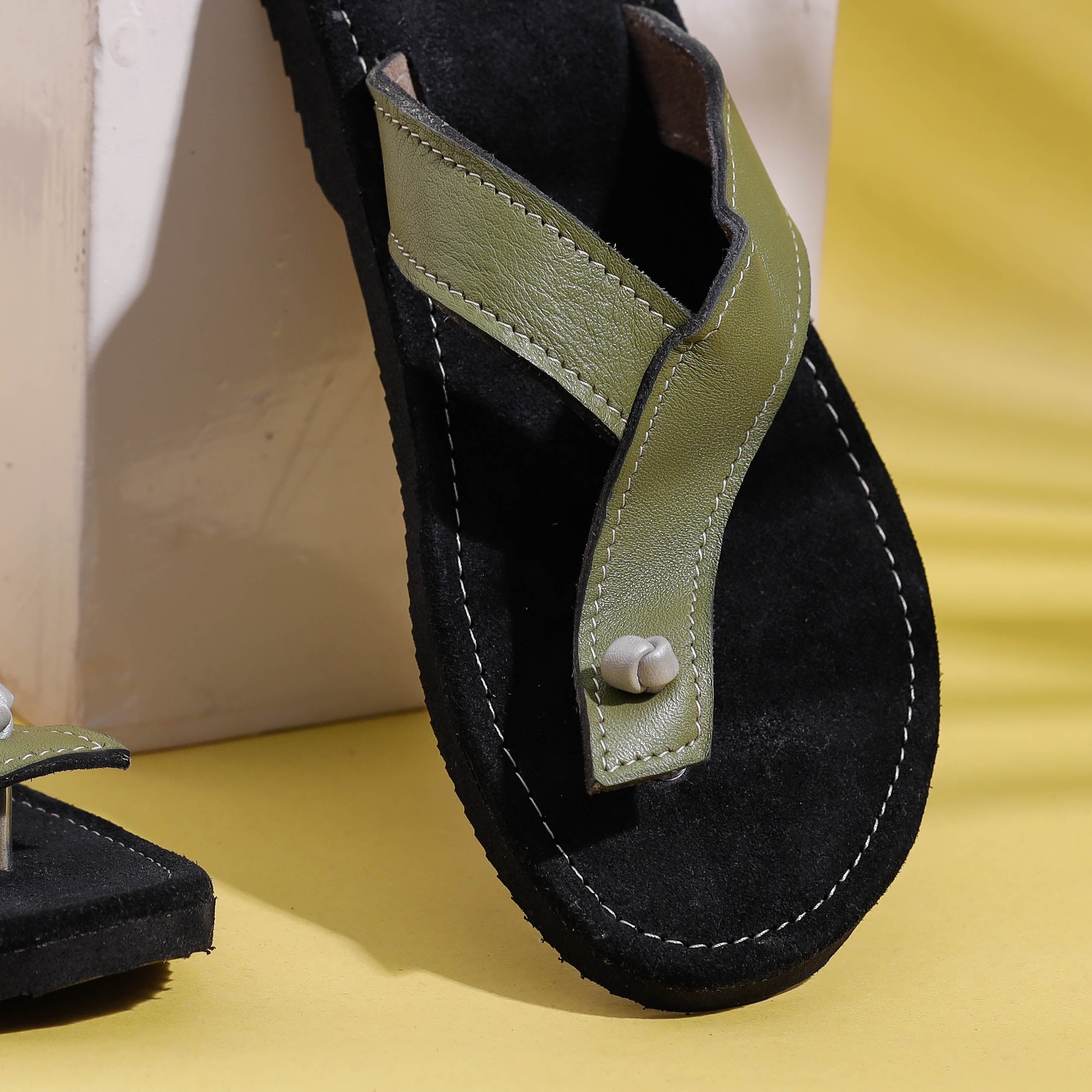 AASAI HANDICRAFT FOOTWEAR AUROVILLE Black & Green Handcrafted Women's Leather Slippers with Suede - view 2