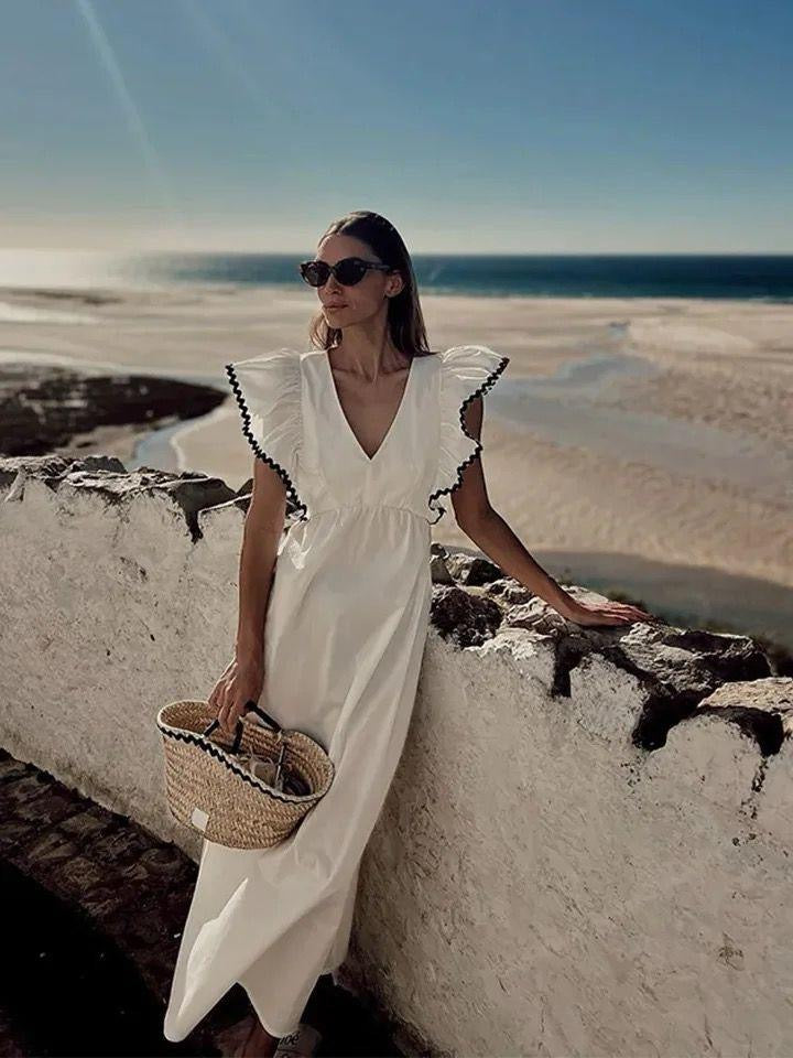 Alamode By Akanksha Austin Holiday Statement Maxi Dress