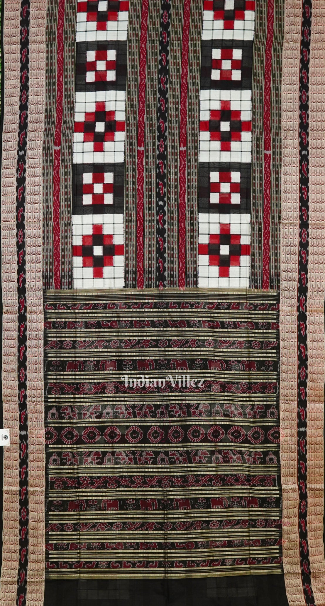 IndianVillèz Black White Pasapali Theme Bichitrapuri Silk Saree - view 2
