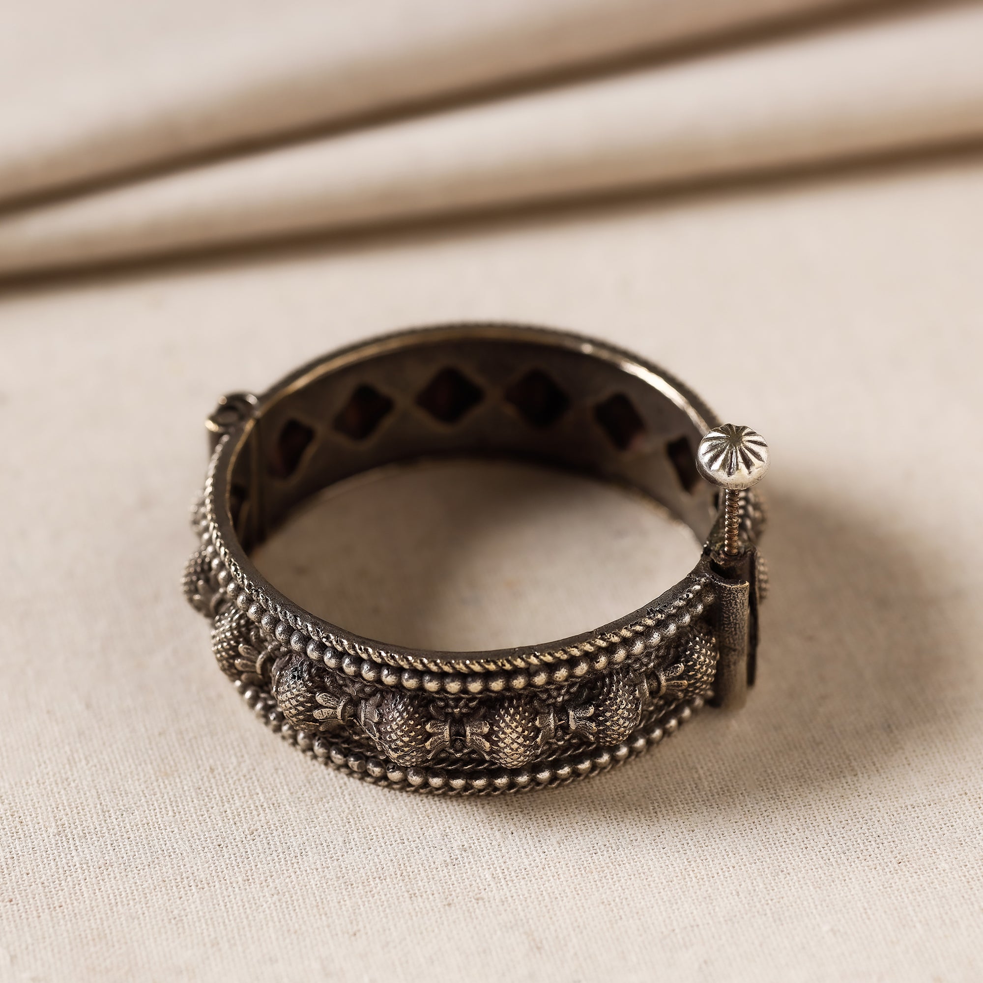 WHITE RIVER STORIES Antique Silver Finish Oxidised Brass Base Bangle / Kada