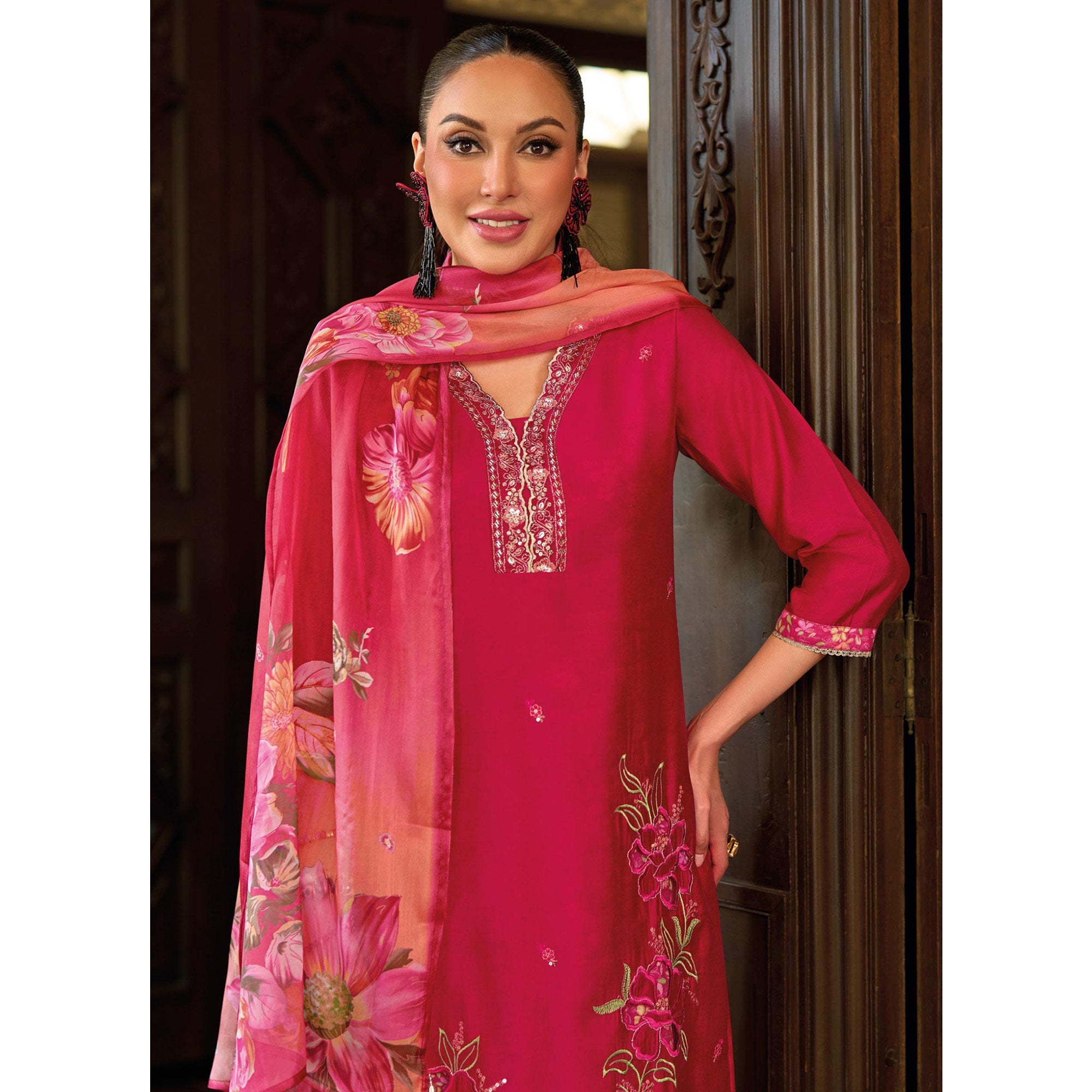 Peachmode Pink Floral Handwork Embroidered Viscose Salwar Suit - view 4