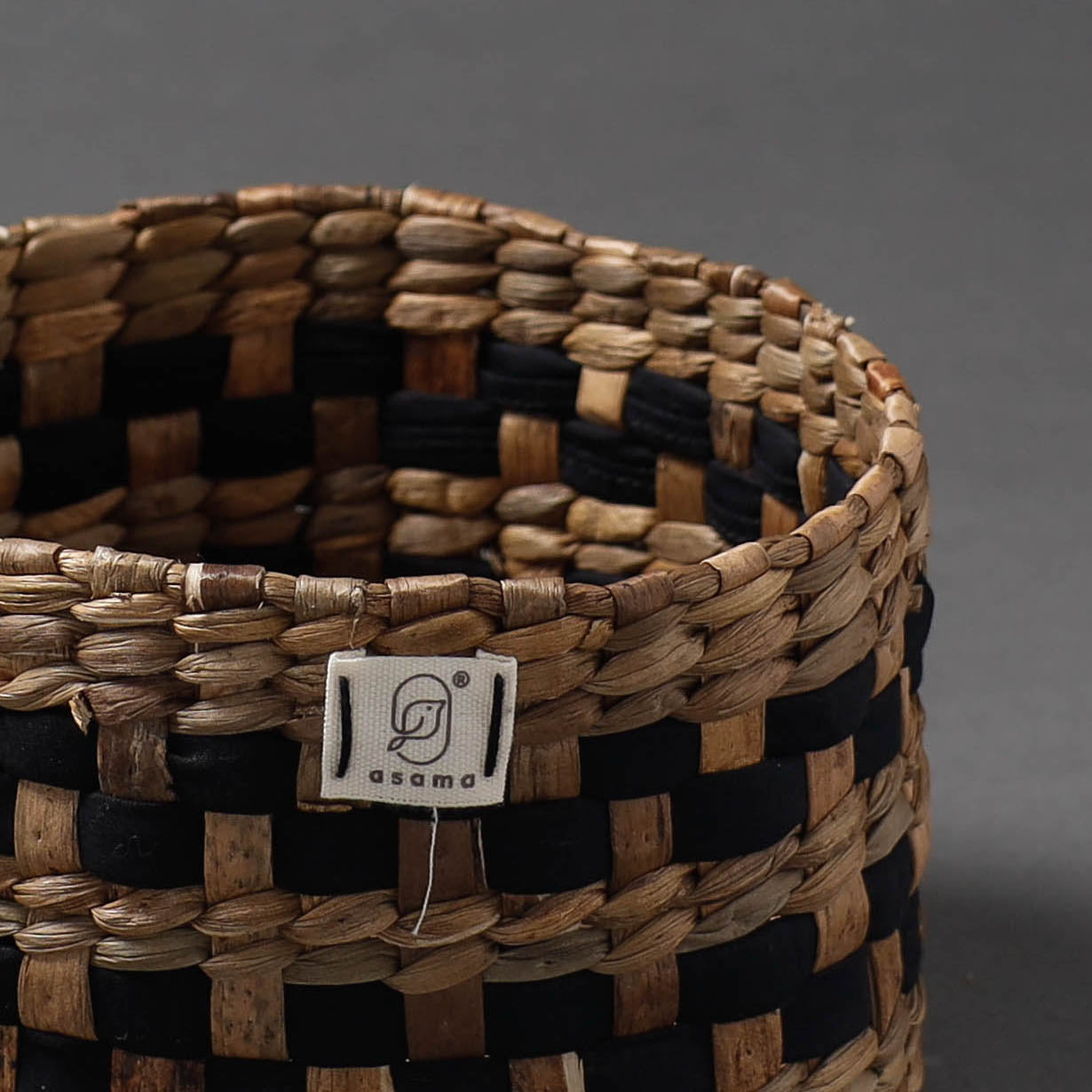 ASAMA Brown - Handcrafted Organic Water Hyacinth Multipurpose Basket (7 x 7 in) - view 2