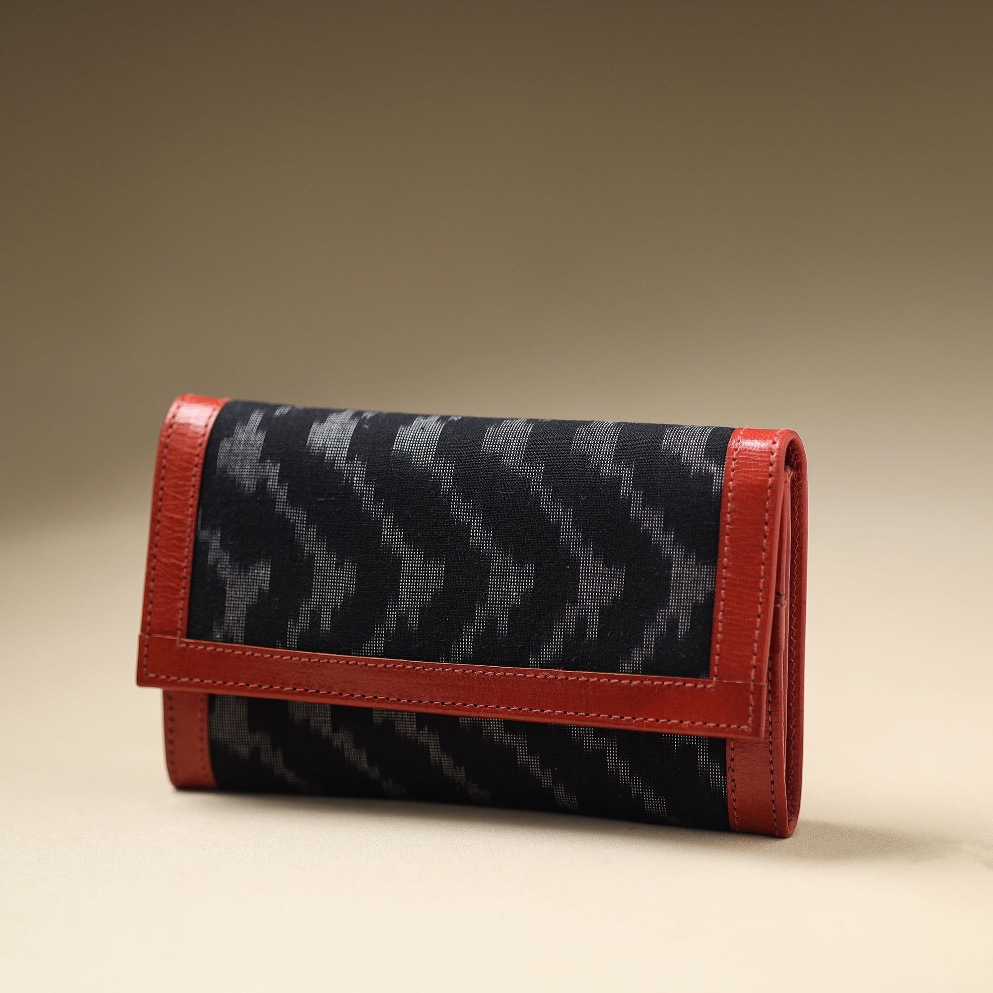ASALKAAR Black - Handcrafted Ikat Weave Leather Wallet - view 2