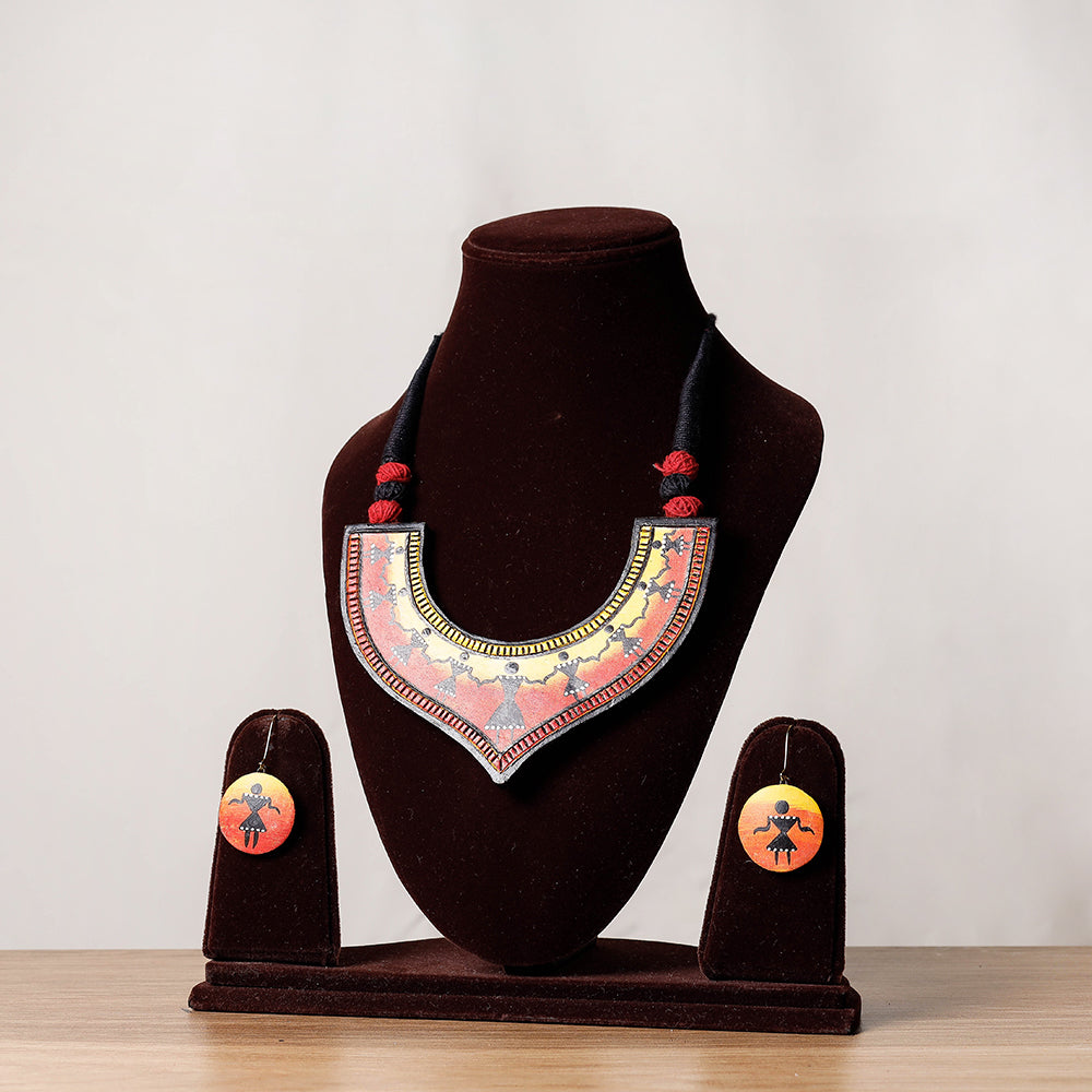 KHUSHBASH - HAPPY LOOM OF EAST Bishnupur Handpainted Terracotta Necklace Set