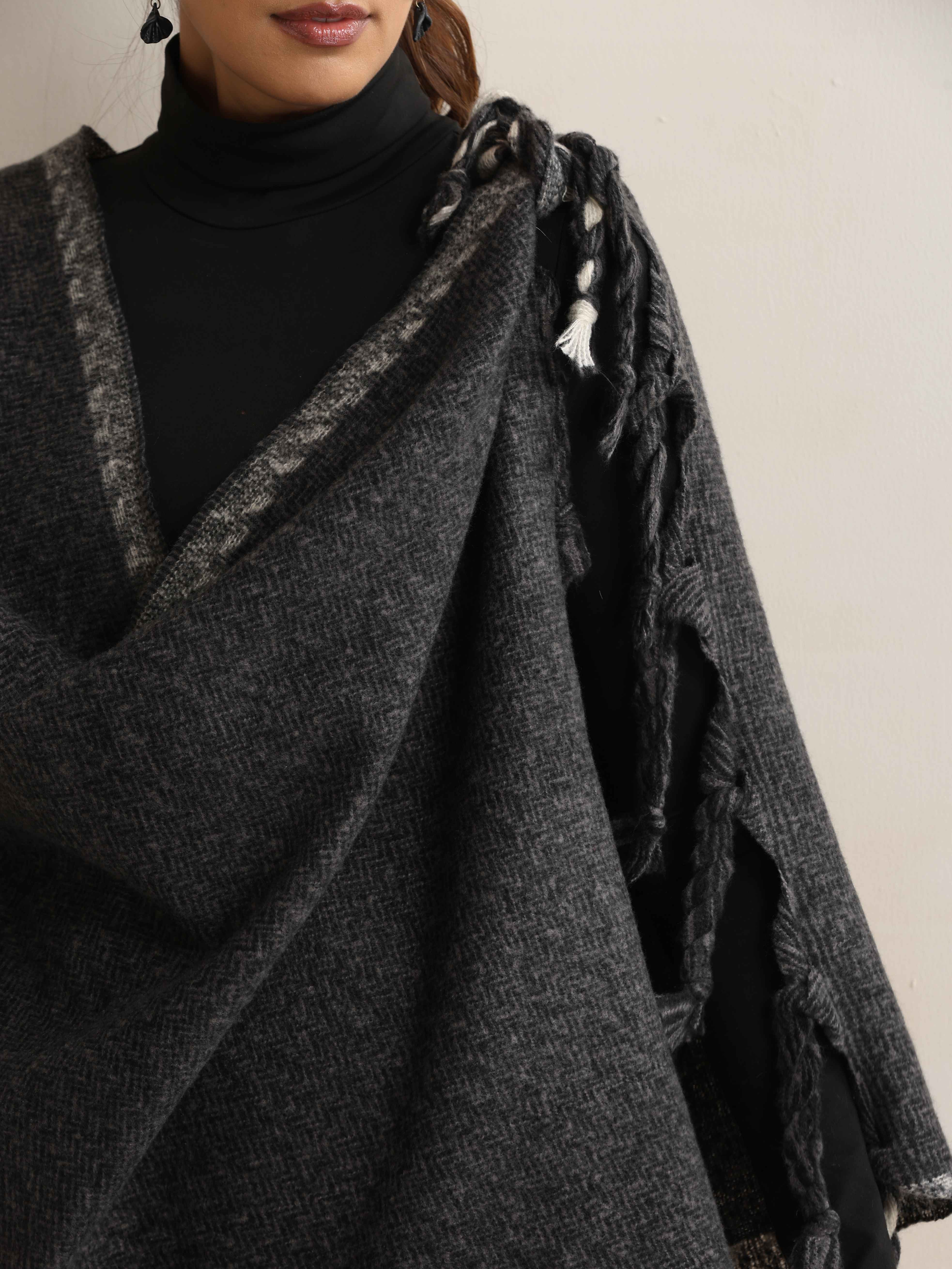 trueBrowns Black Tassel Woollen Stole - view 4