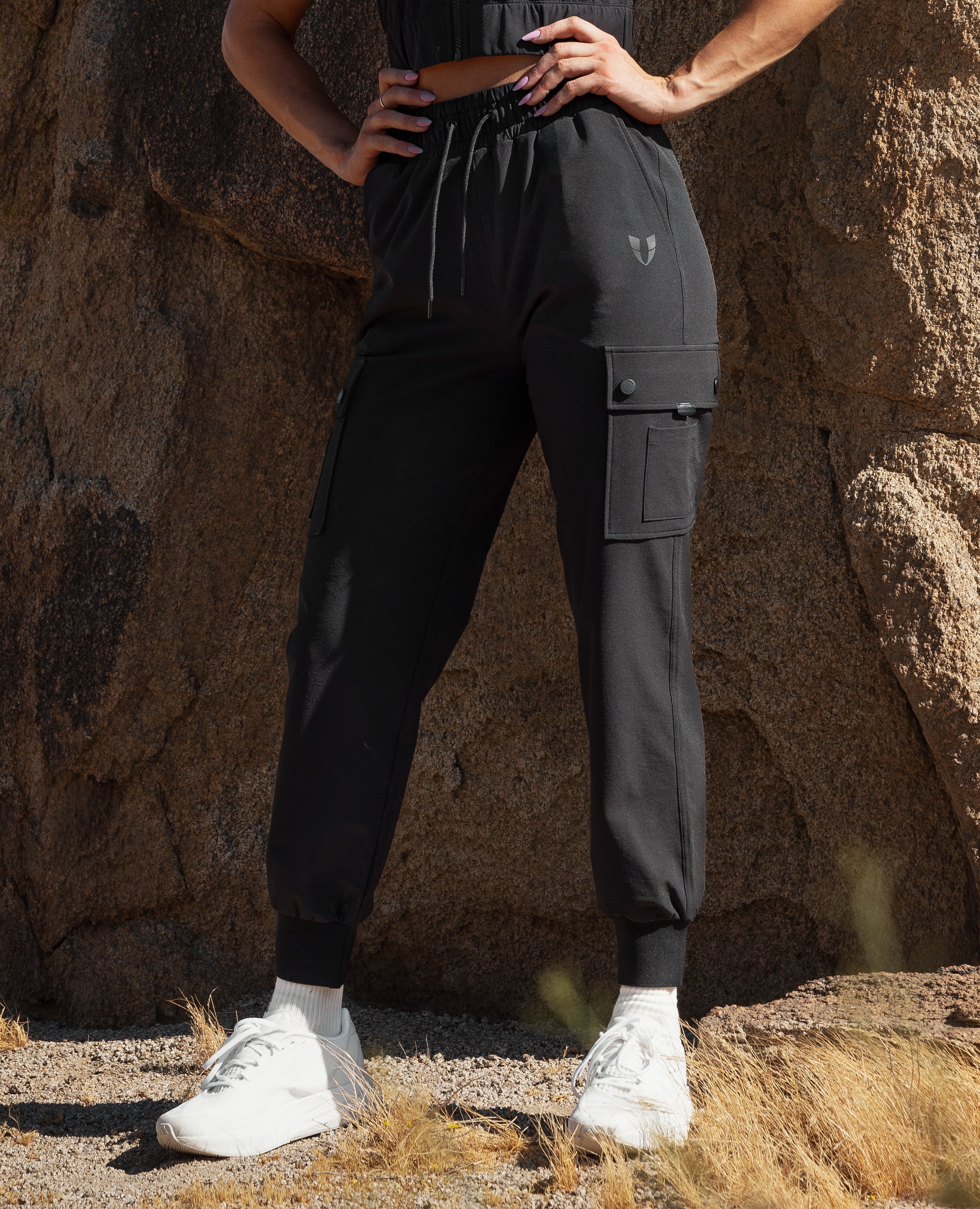 FIRM ABS Cargo Pocket Moto leggings - Black