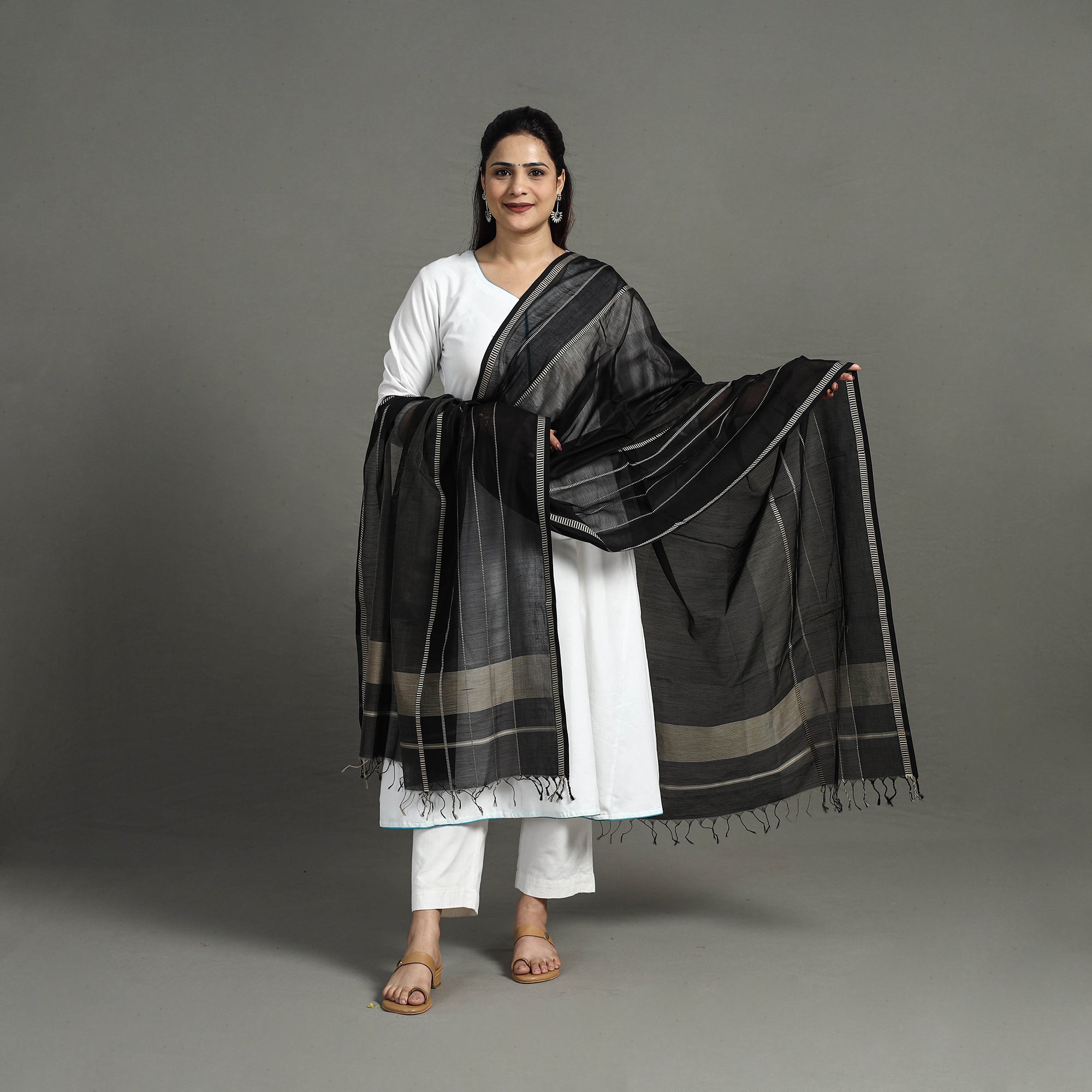 ITOKRI CRAFTS INITIATIVE Black - Handloom Silk Cotton Maheshwari Dupatta 10 - view 2