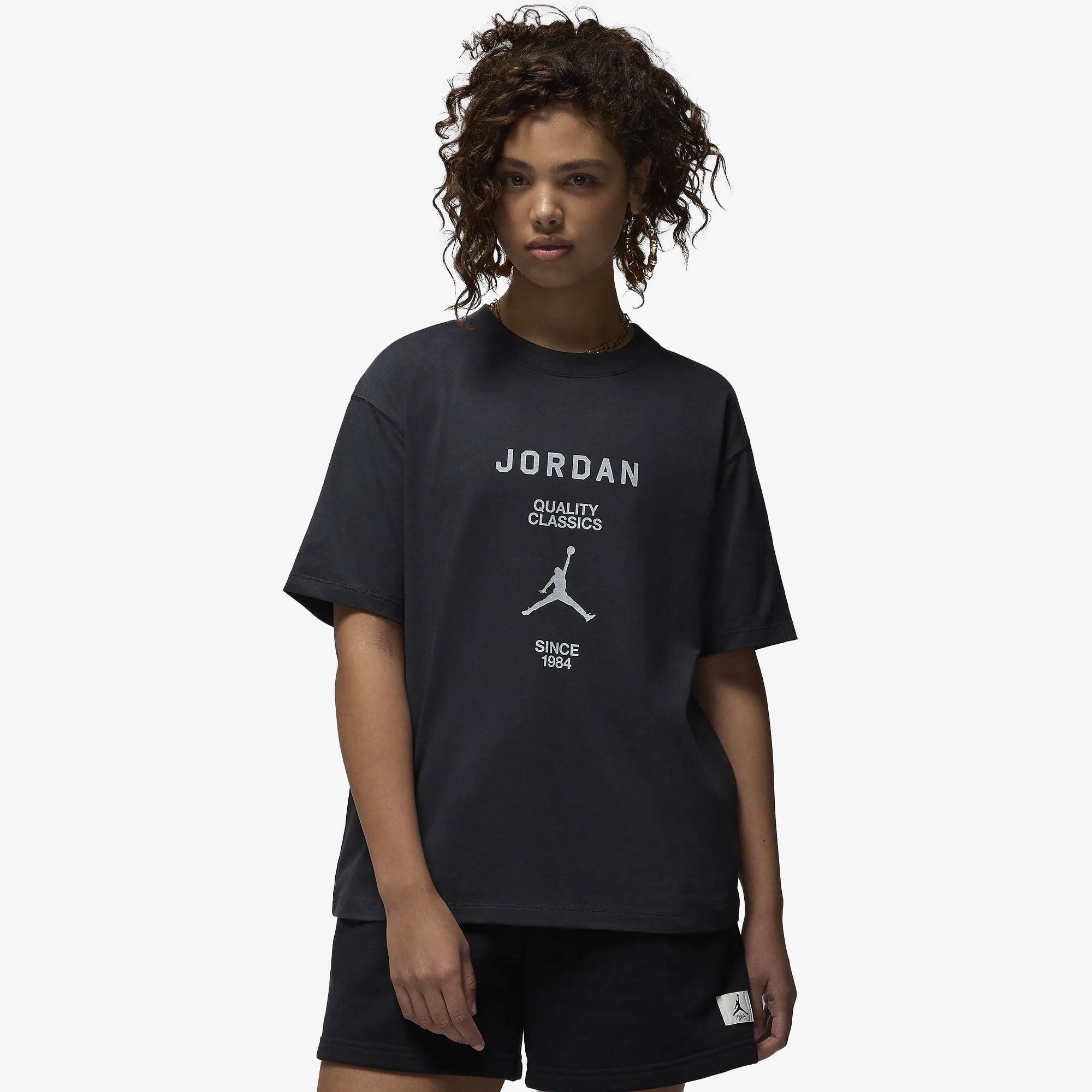 Jordan | Girlfriend T-shirt { Off Noir/sail