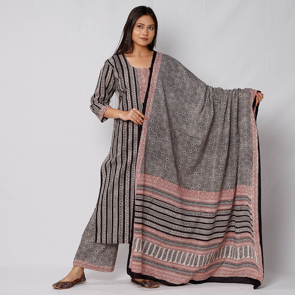 ITOKRI CASUALS Black - Bagh Block Printed Cotton Kurta with Palazzo & Dupatta Set 15 - view 2