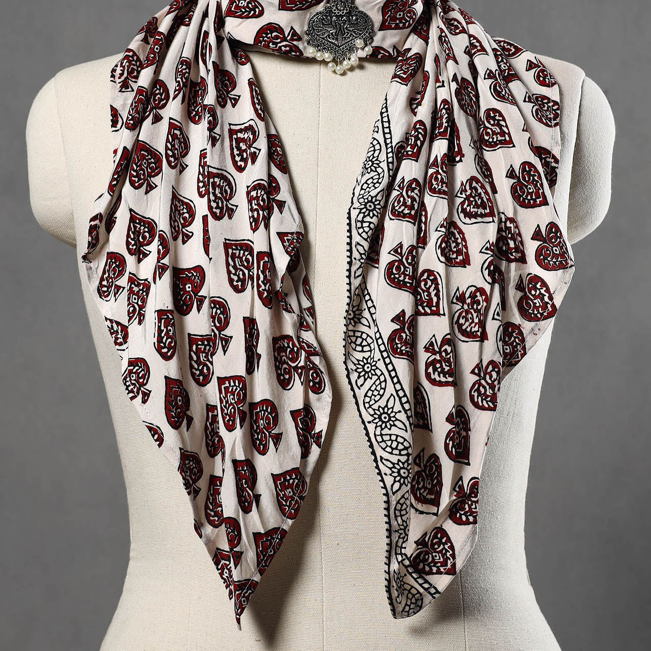 HAVELI CHRONICLES Block Printed Modal Silk Pendant Necklace Scarf 37 - view 3