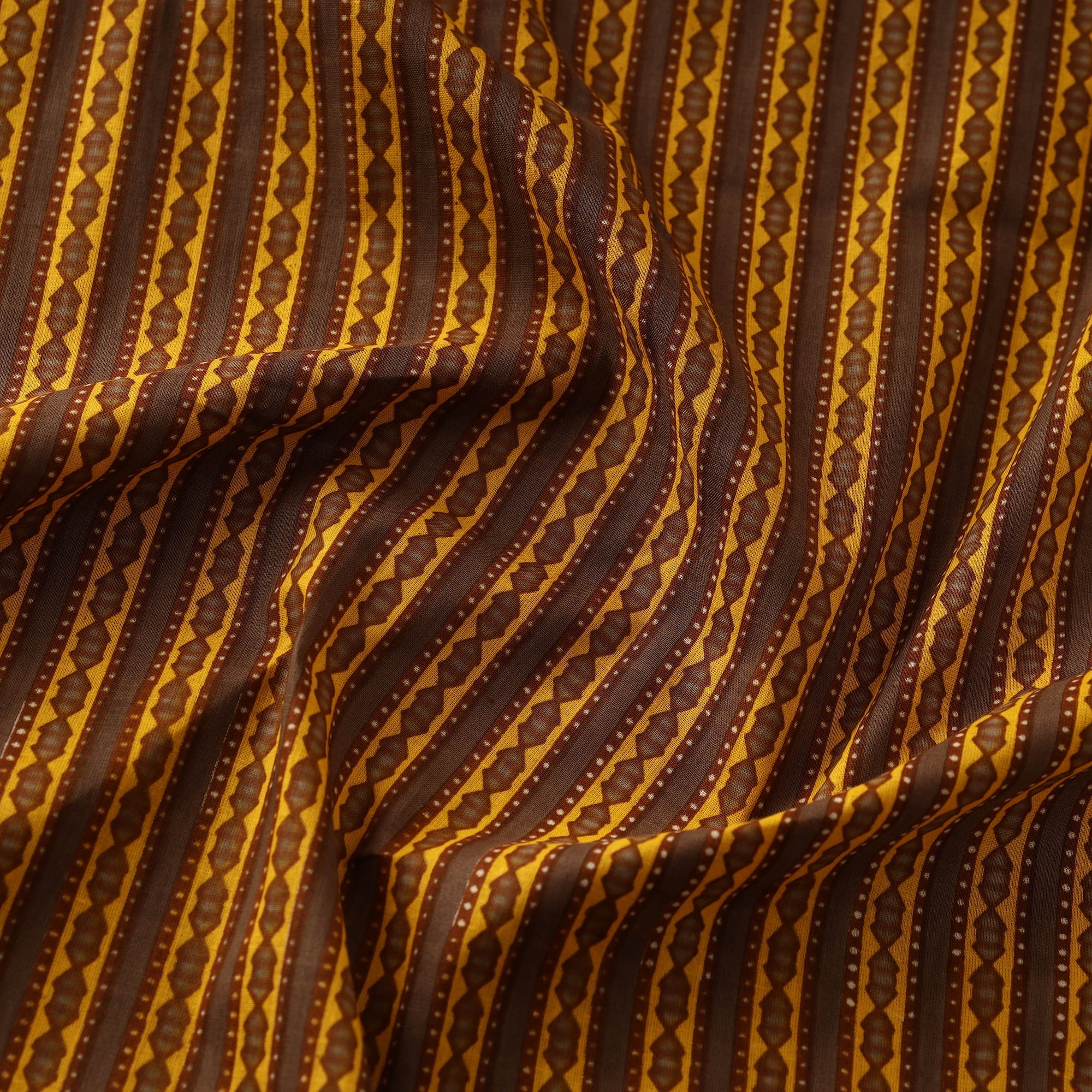 HAVELI CHRONICLES Brown - Chain-Patterned Cotton Jaipur Print Fabric - view 2