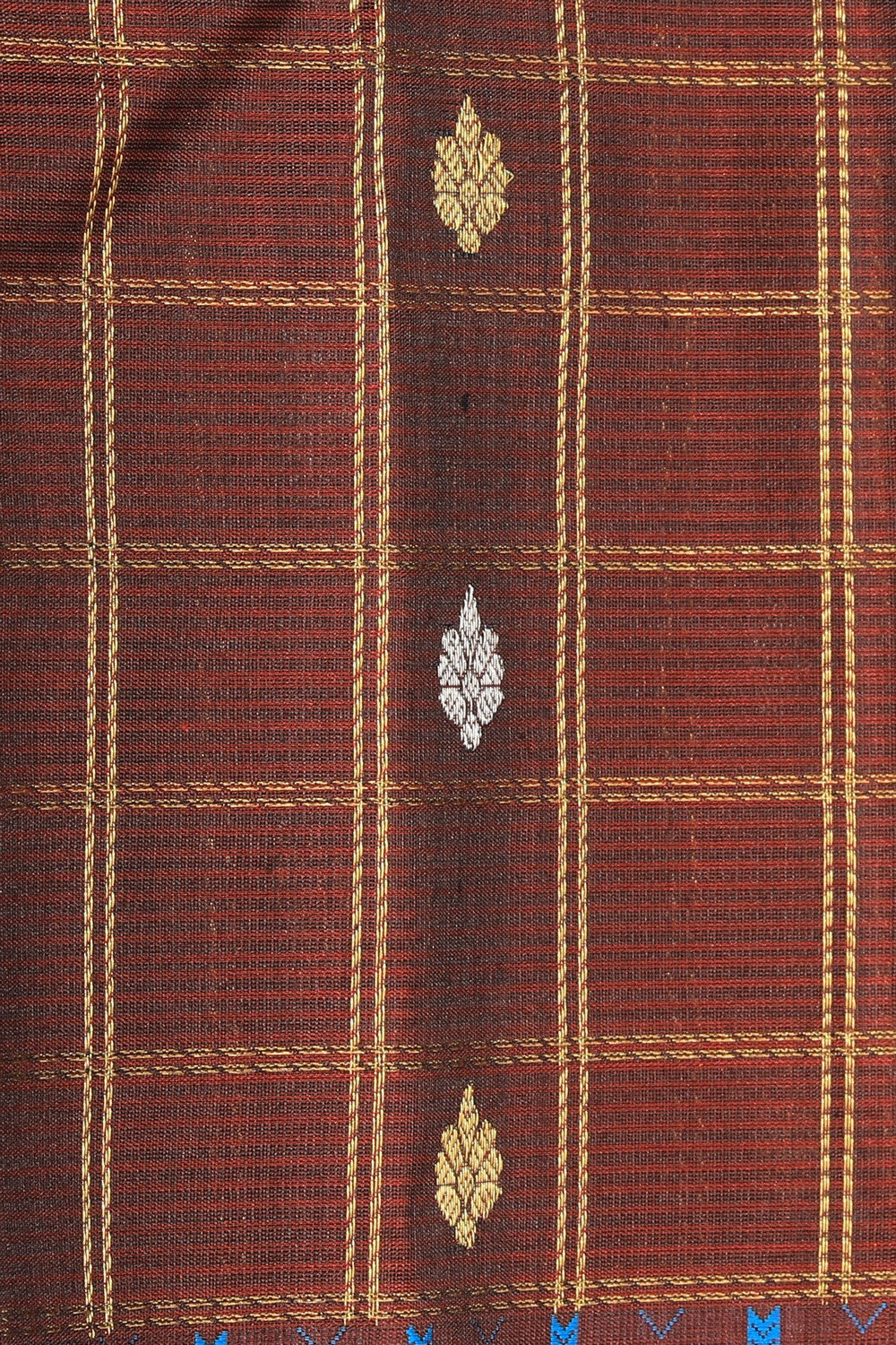 Kalanjali Gadwal Silk Maroon Saree – Women's - view 2