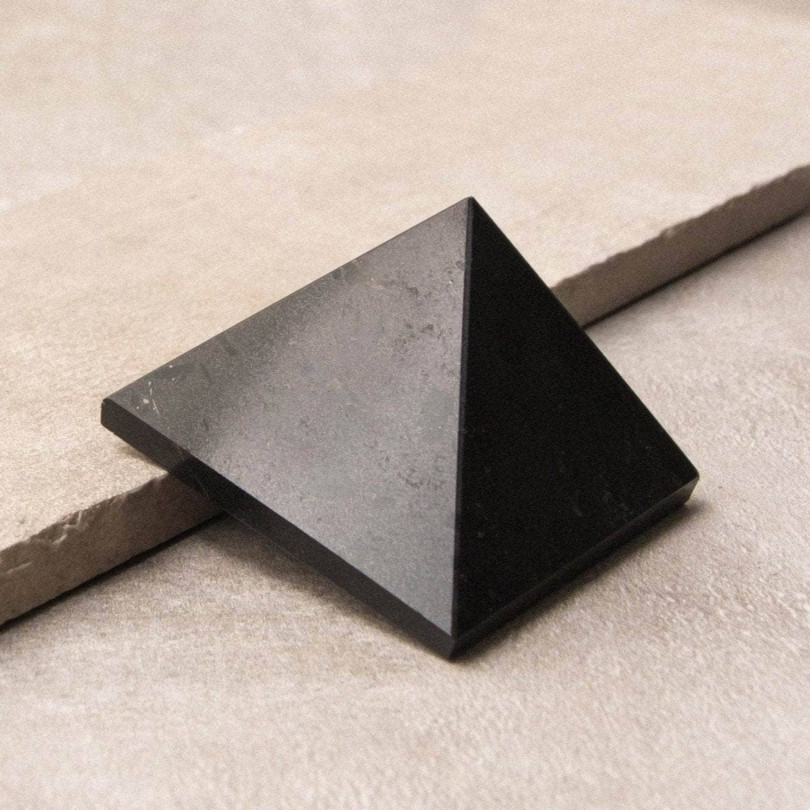 Tiny Rituals Shungite Pyramid - view 2