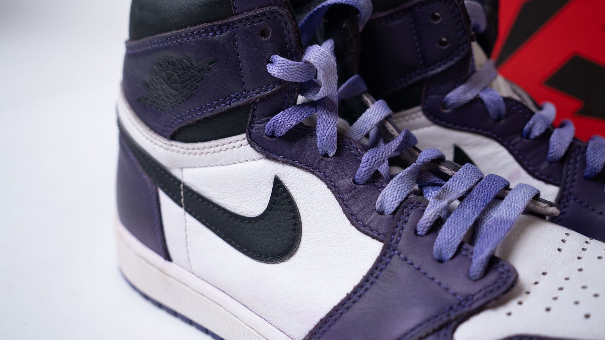 Nike Jordan 1 Retro High - Court Purple - view 2