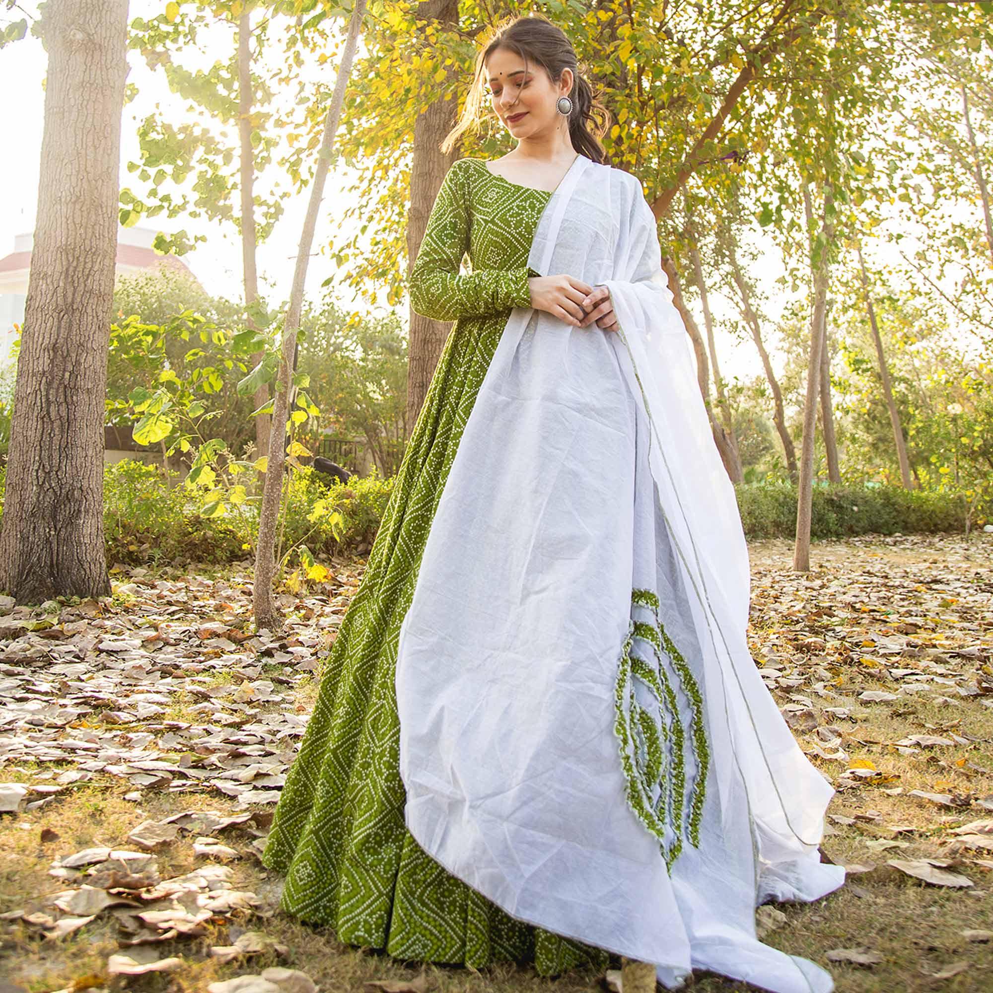 Peachmode Seller Glorious Partywear Designer Bandhani Green Colored Pure Muslin Anarkali Suit With Dupatta