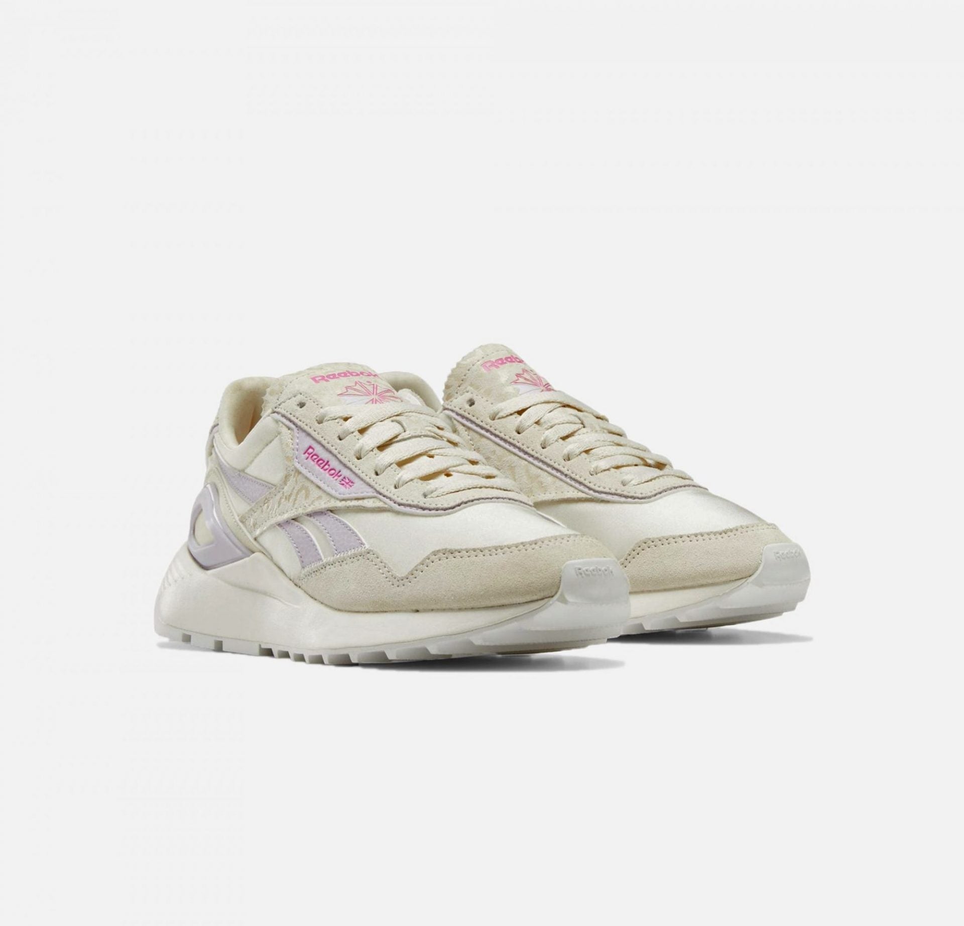 Reebok | CLASSIC LEGACY AZ { ALBASTER / CHALK