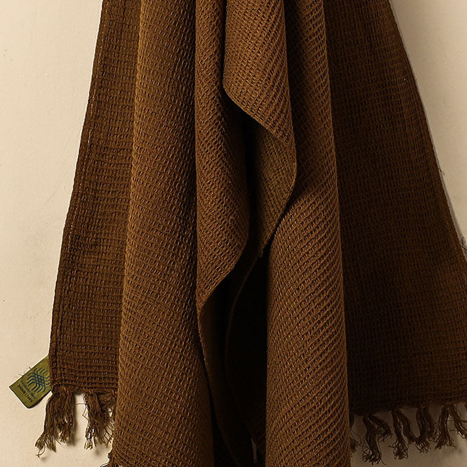 GYAN VIDYA HASTSHILP - BHARTESH Brown - Waffle Weave Handwoven Cotton Bath Towel - view 3