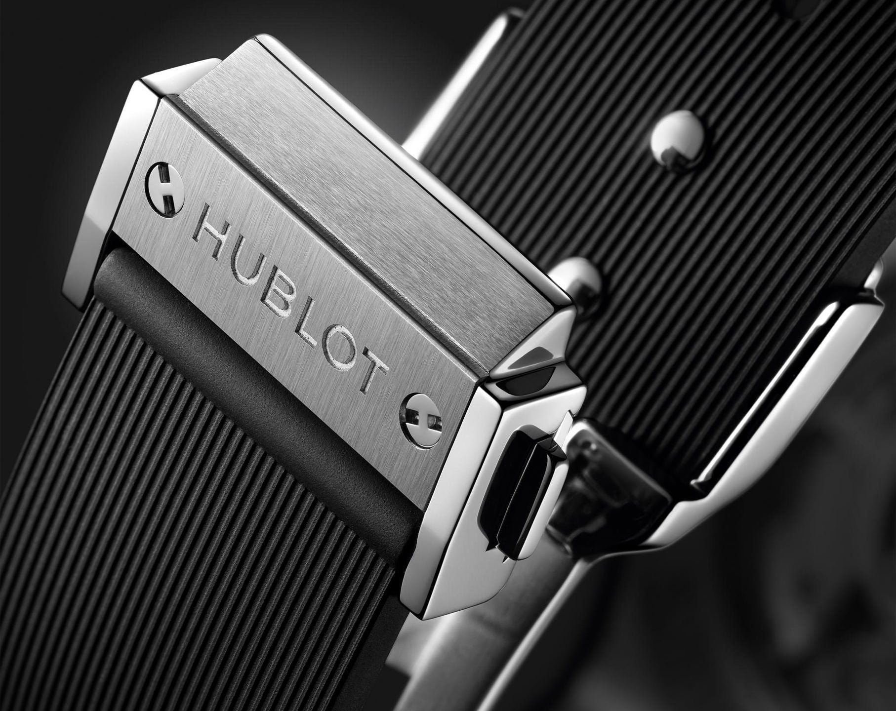 Hublot Classic Fusion Titanium Black Dial Men 38mm - view 2