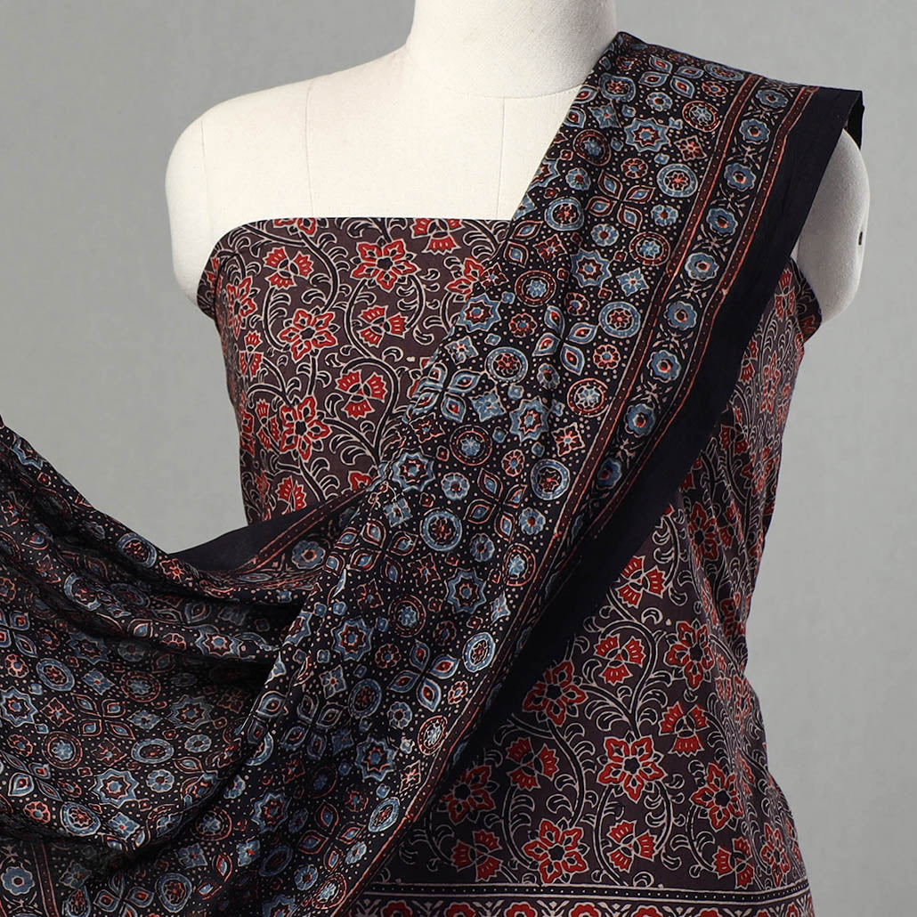 AJRAKH BY JABBAR KHATRI Brown - Kutch Block Print Cotton 3pc Ajrakh Dress Material 01 - view 3