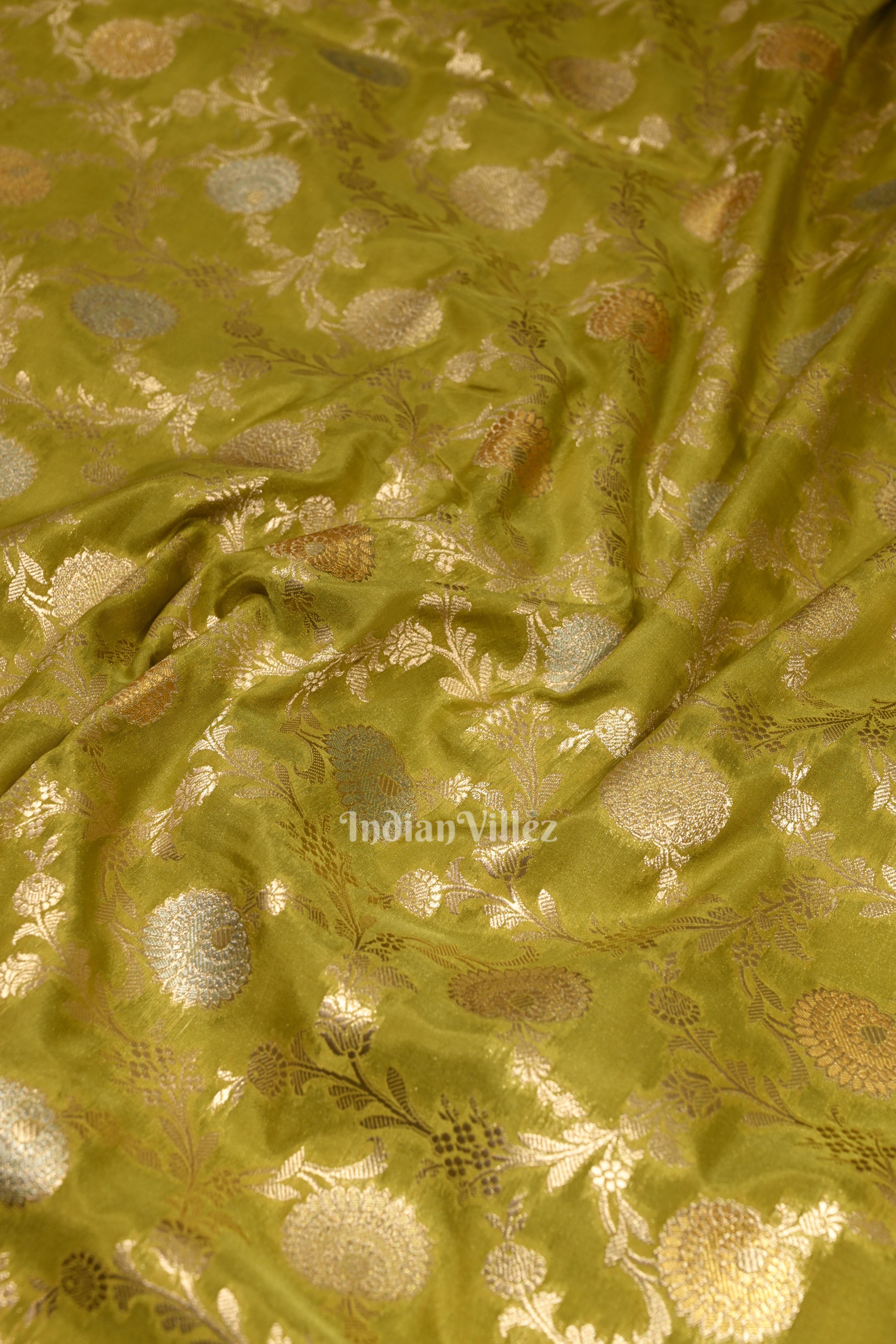 IndianVillèz Mehendi Green Meenakari Pure Mashru Satin Silk Banarasi Saree - view 2