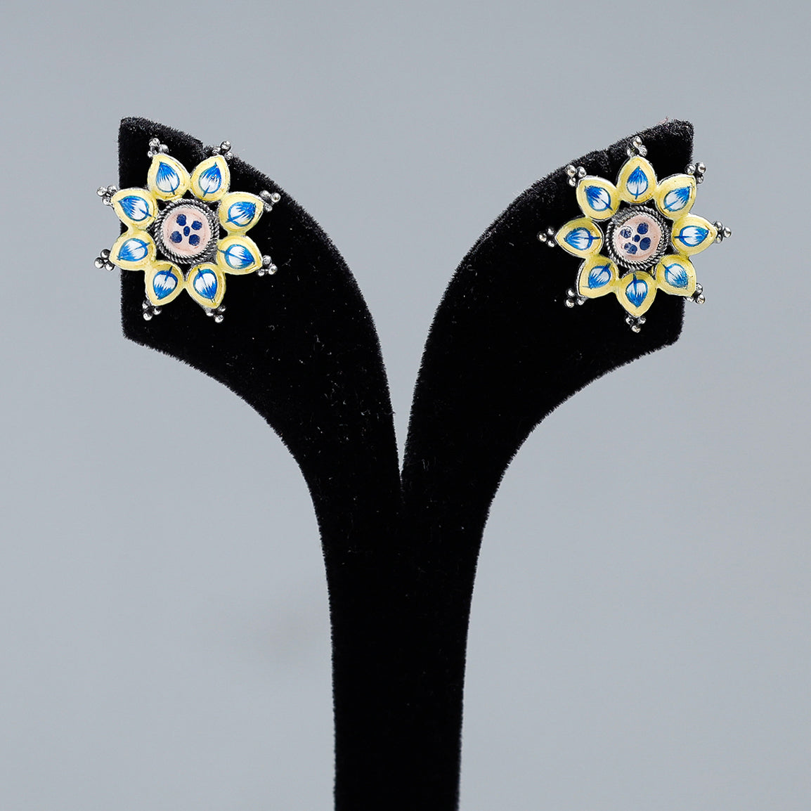 WHITE RIVER STORIES Antique Silver Finish Oxidised Brass Base Enamel Work Stud Earrings - view 2