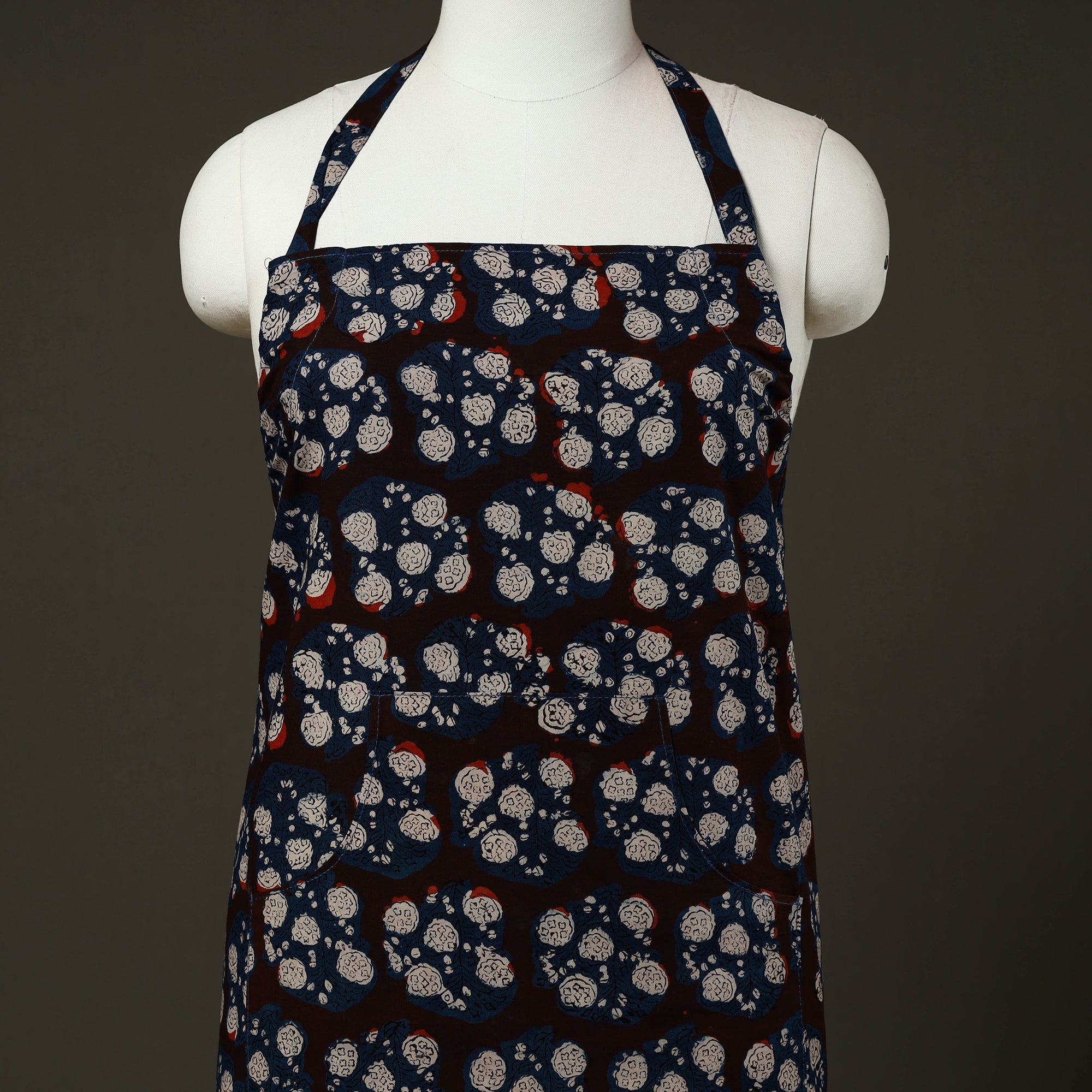 JALPARI Black - Bagru Block Print Cotton Apron with Pocket 15 - view 3