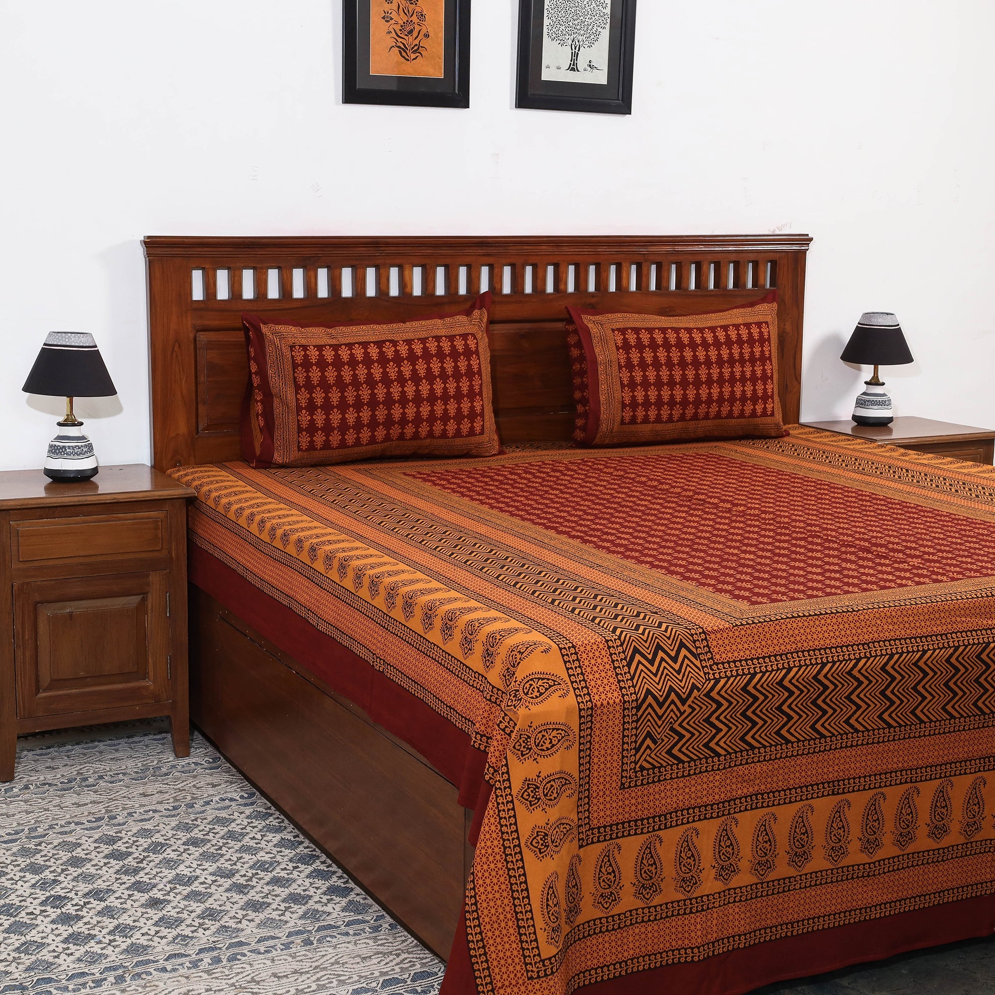 BAGH PRINTS BY ANSHAR FARUKH KHATRI Bagh Block Printed Cotton Double Bed Cover with Pillow Covers (112 x 92 in)