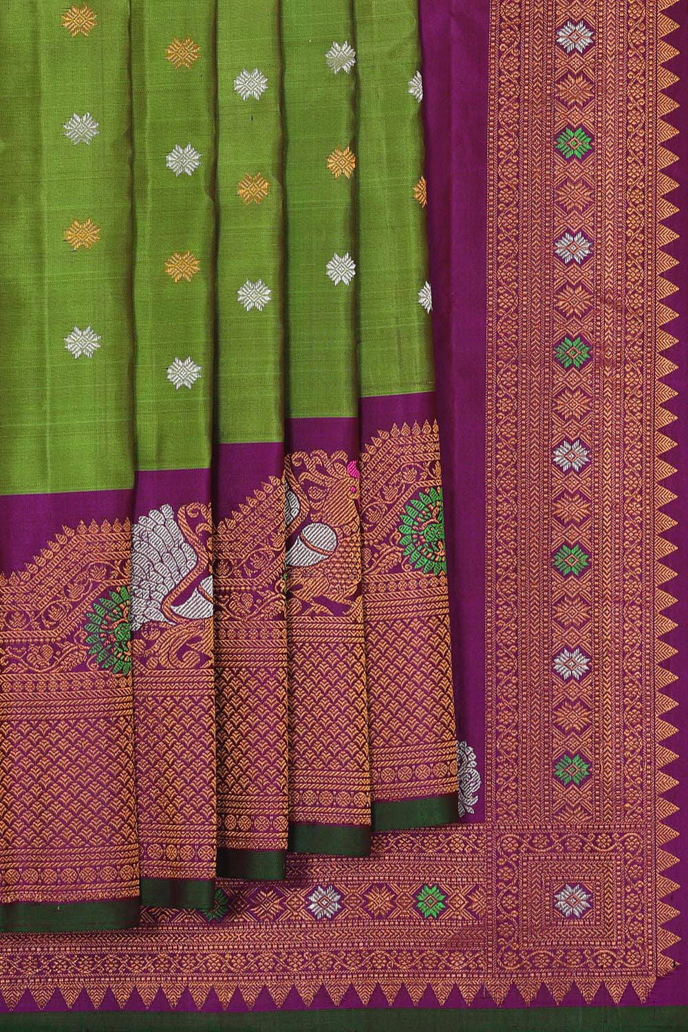 Kalanjali Gadwal Silk Parrot Green Saree – Women's