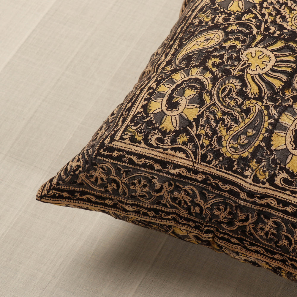 PITCHUKA SRINIVAS KALAMKARI PEDANA Black - Original Pedana Block Print Cotton Kalamkari Cushion Cover - view 2