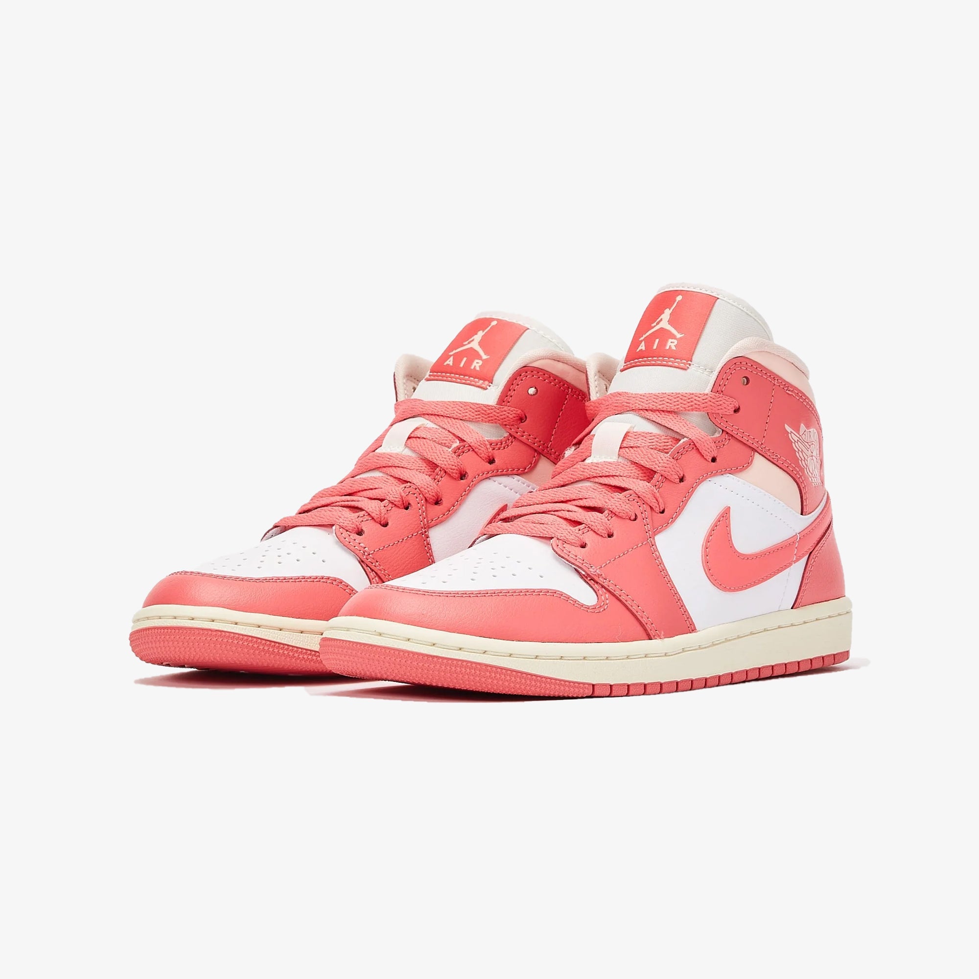 1 mid strawberries – Jordan | AIR JORDAN 1 MID { STRAWBERRIES/CREAM