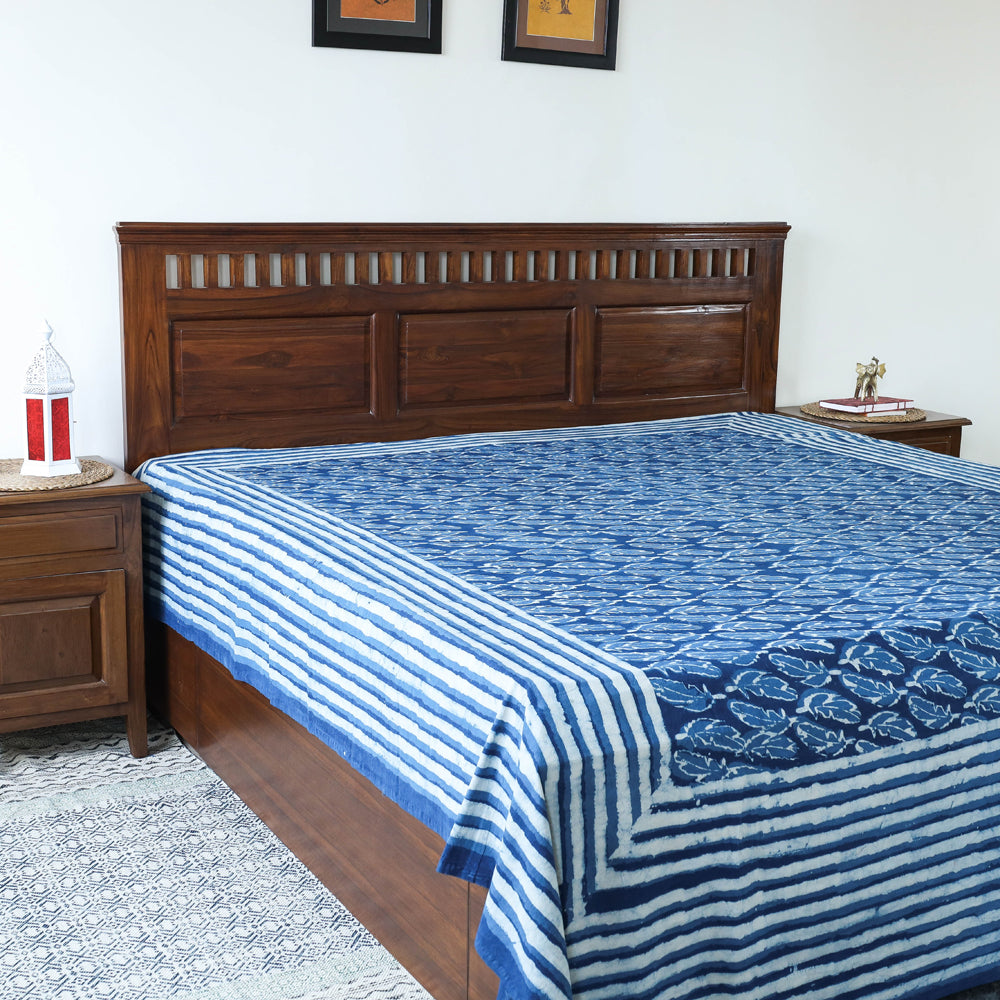 BINDAAS UNLIMITED Blue - Block Art Print Cotton Double Bindaas Bed Sheet (110 x 93 in)