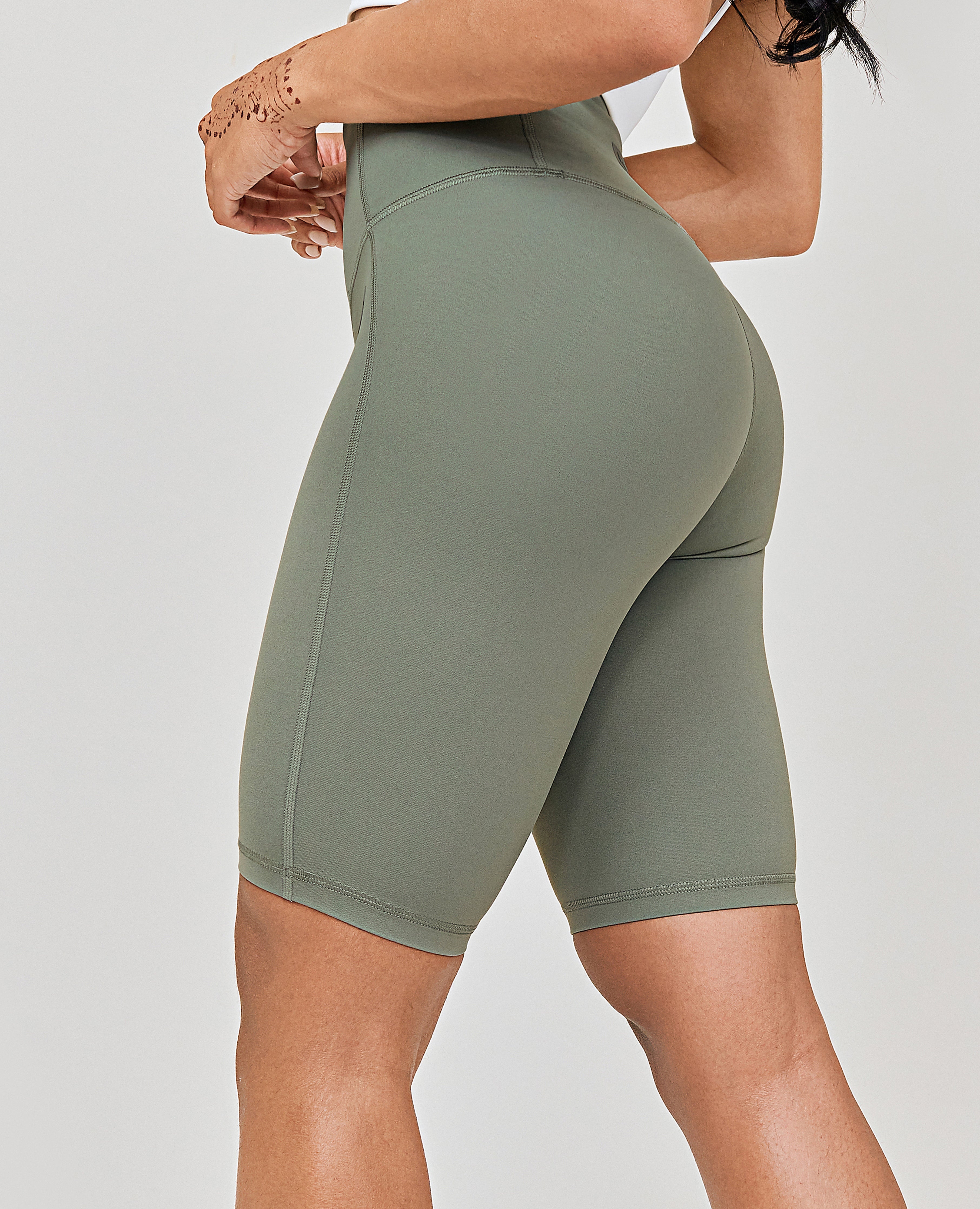 FIRM ABS High-rise Training Shorts - Green