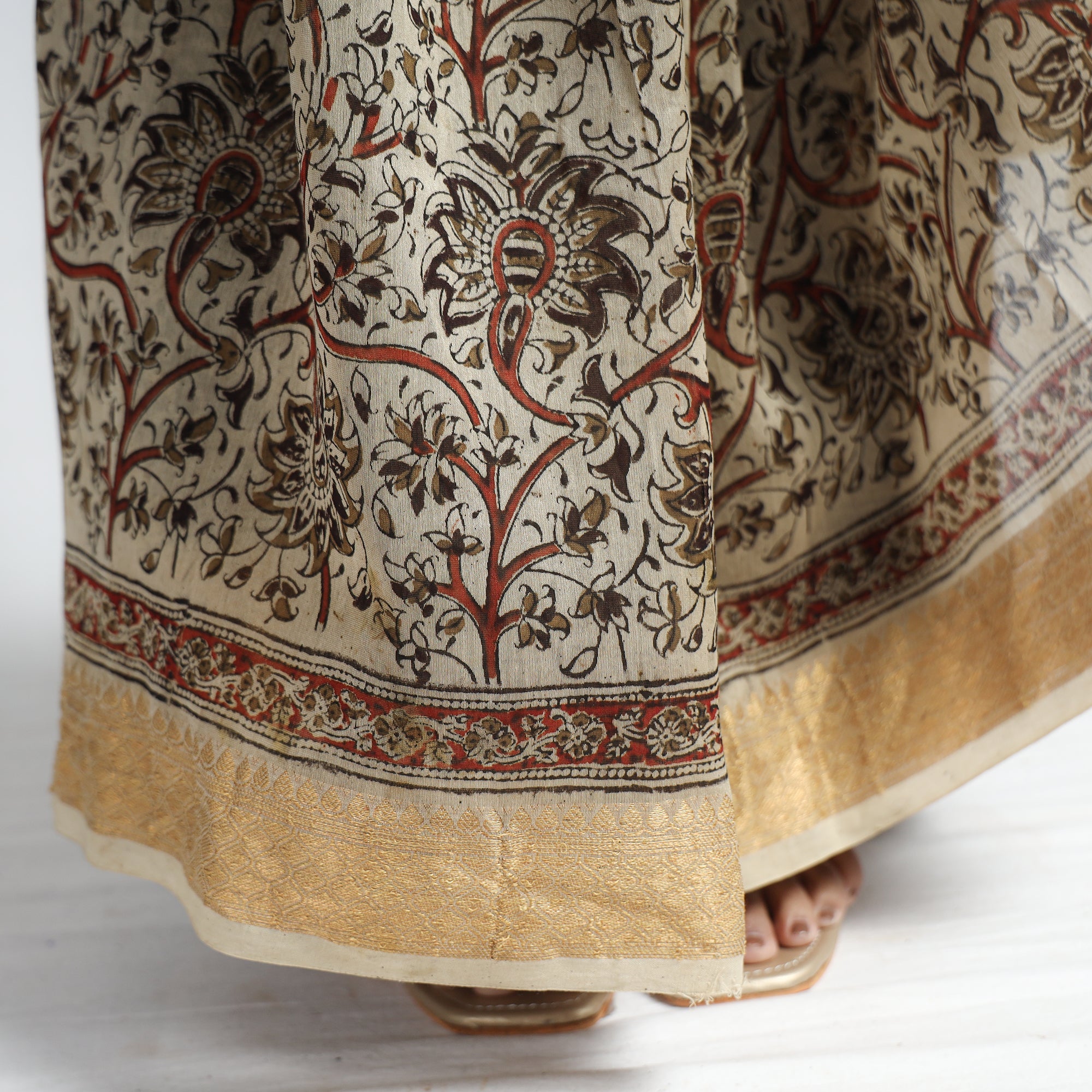 VENKATA BHANU KALAMKARI PEDANA Beige - Original Pedana Kalamkari Block Print Silk Saree - view 5