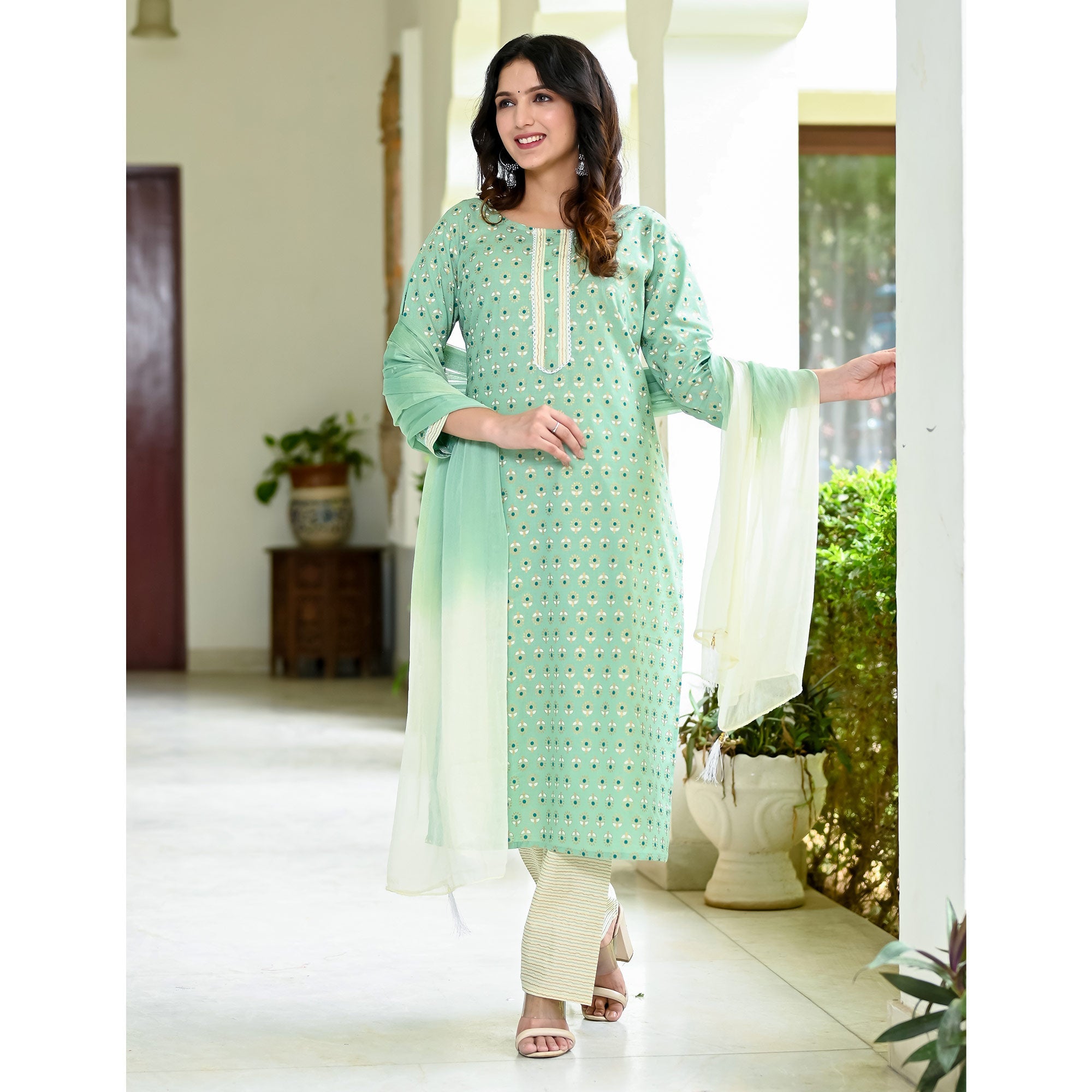 BlackTree green-floral-foil-printed-pure-cotton-suit - view 7