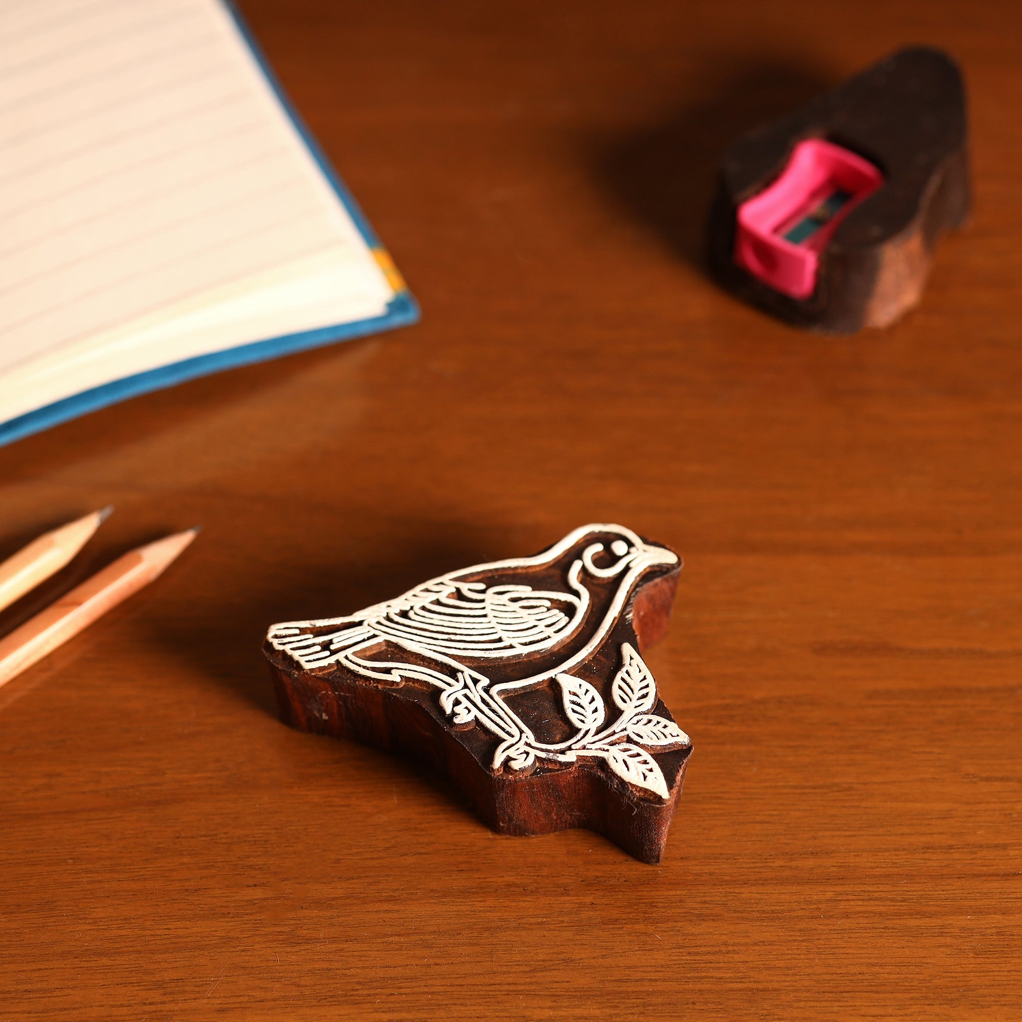 ITOKRI CRAFTS INITIATIVE Bird - Hand Carved Sheesham Wood Block Sharpener