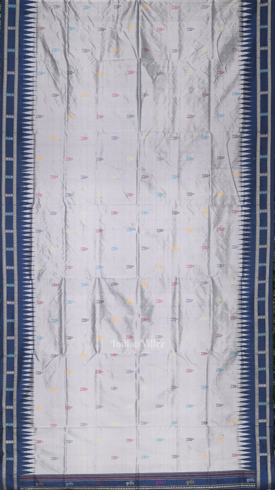 IndianVillèz Silver Blue Shree Mandir Theme Bomkai Sambalpuri Ikat Silk Saree - view 4