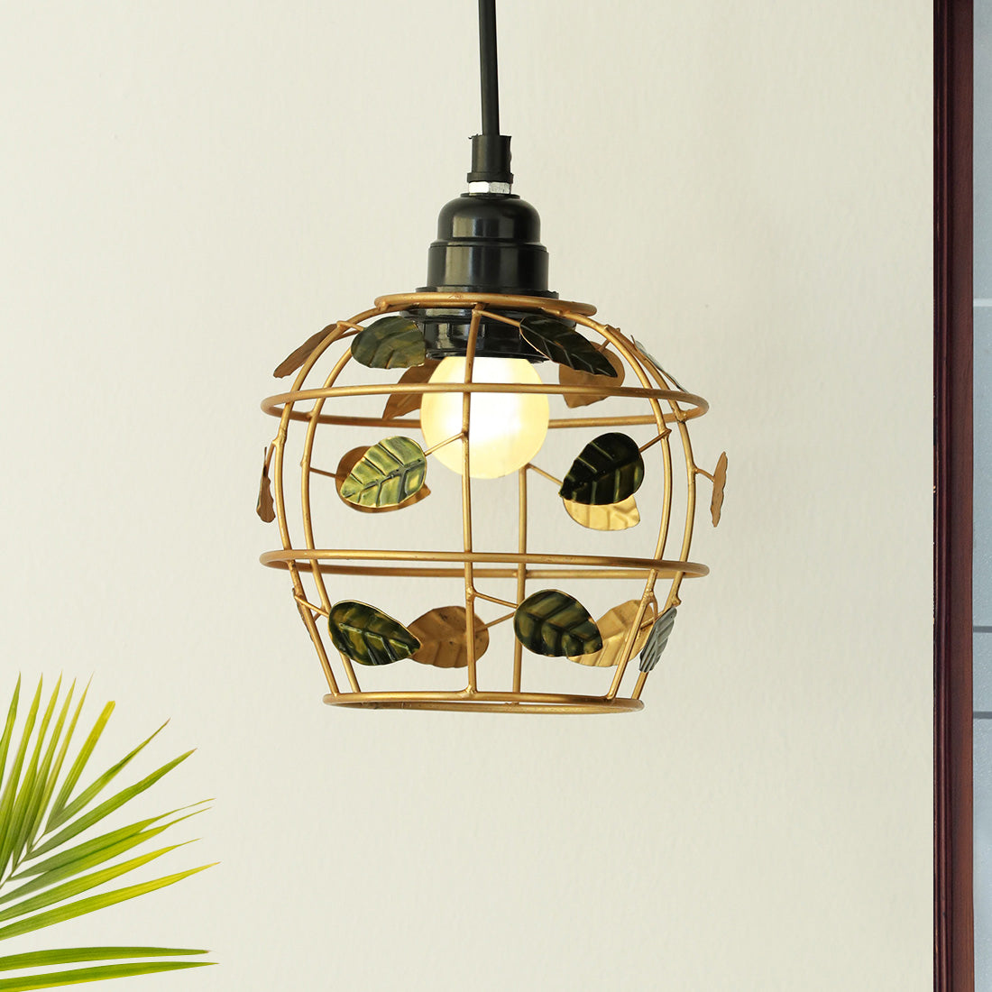 EXCLUSIVELANE 'Lush Foliage' Handcrafted Hanging Pendant Lamp Shade In Iron (7.4 Inch, Spherical, Golden)
