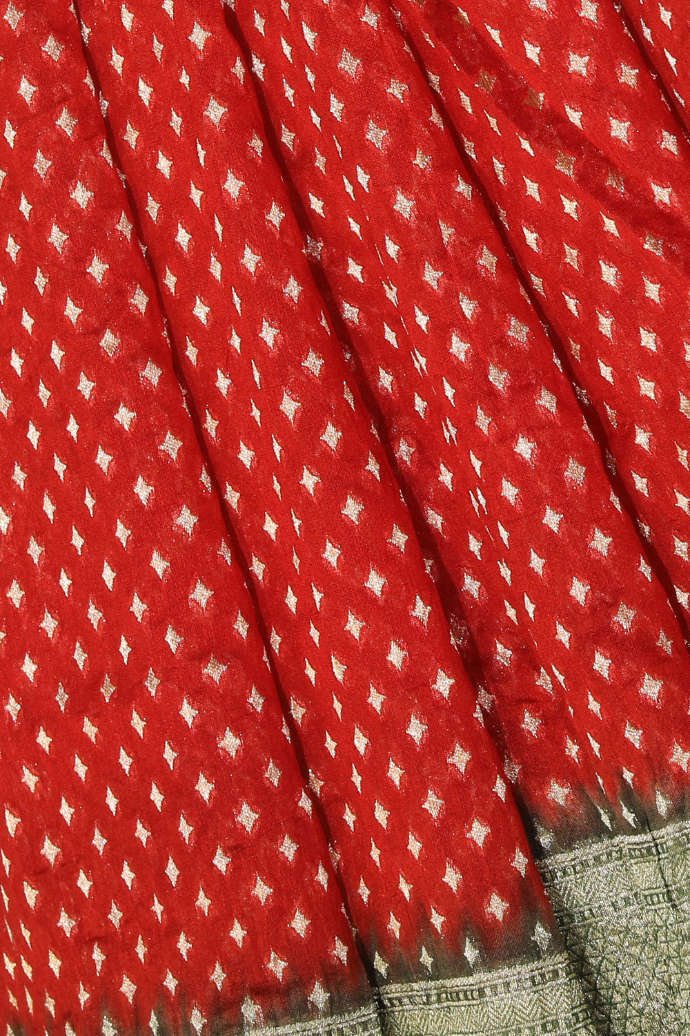 Kalanjali Gorgeous Bandhani Saree – Women's - view 2