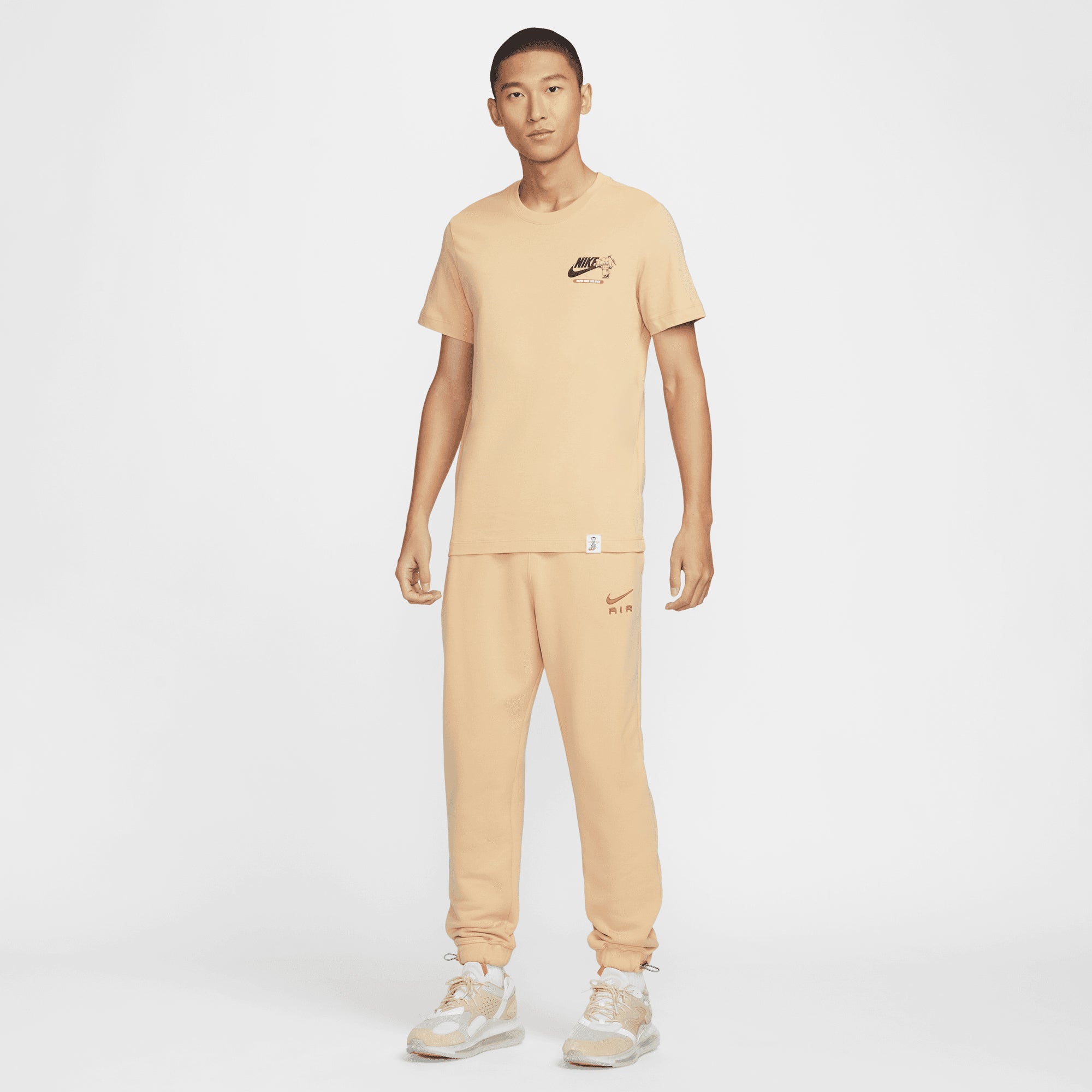 Nike | Sportswear Club { Brown - view 7