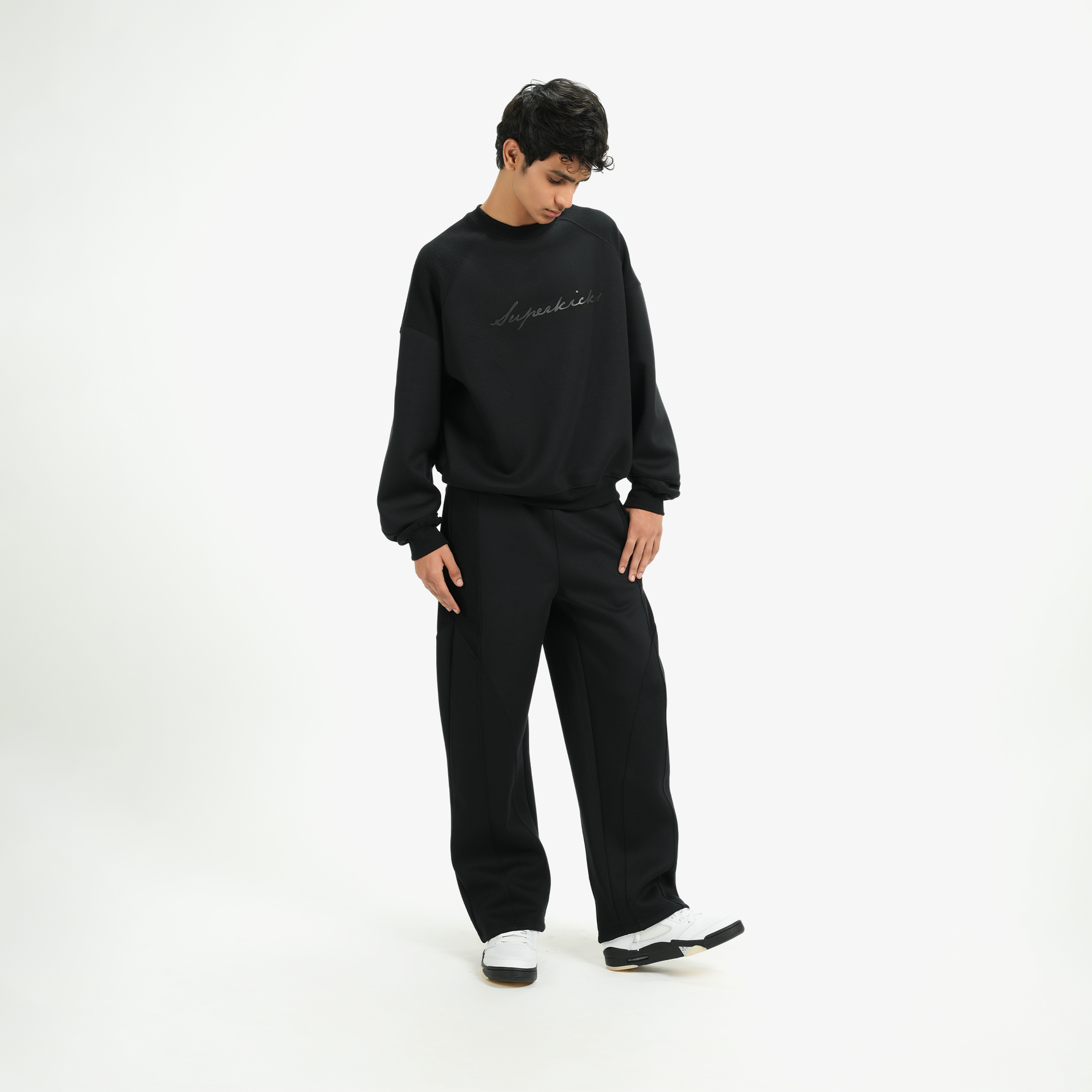 Superkicks | SIGNATURE SWEATSHIRT { MIDNIGHT BLACK - view 6