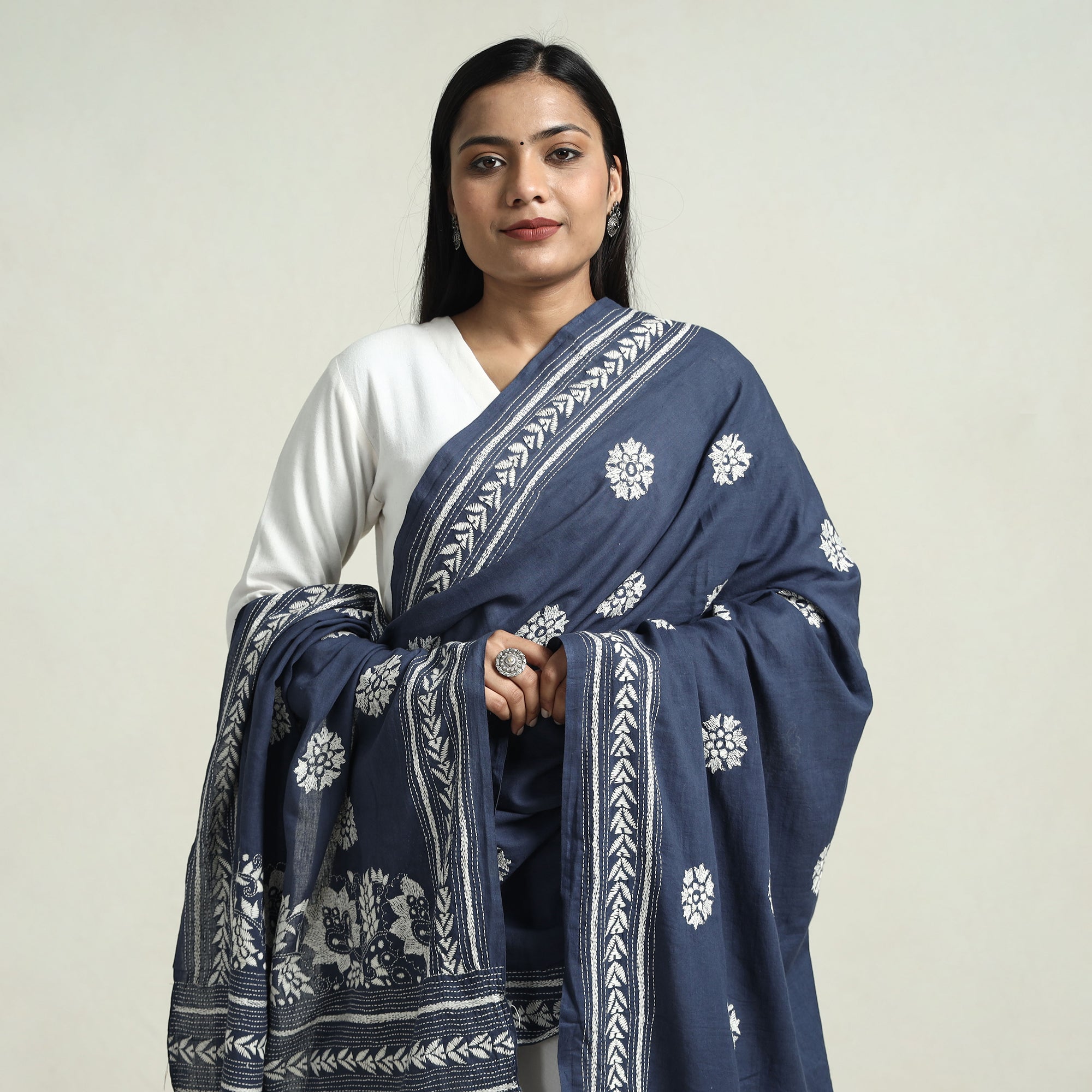 KHUSHBASH - HAPPY LOOM OF EAST Blue - Bolpur Kantha Embroidery Cotton Handloom Dupatta with Tassels - view 3