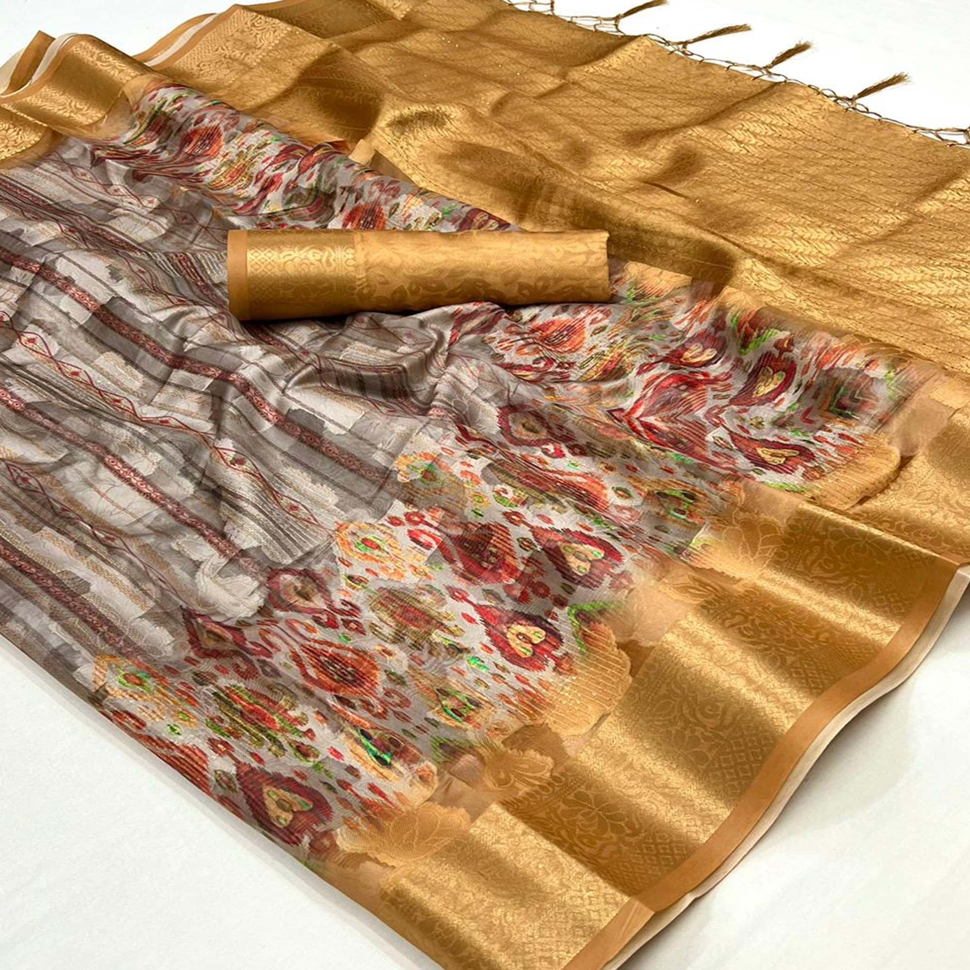 Grey sarees – BlackTree grey-floral-printed-brasso-saree-with-tassels