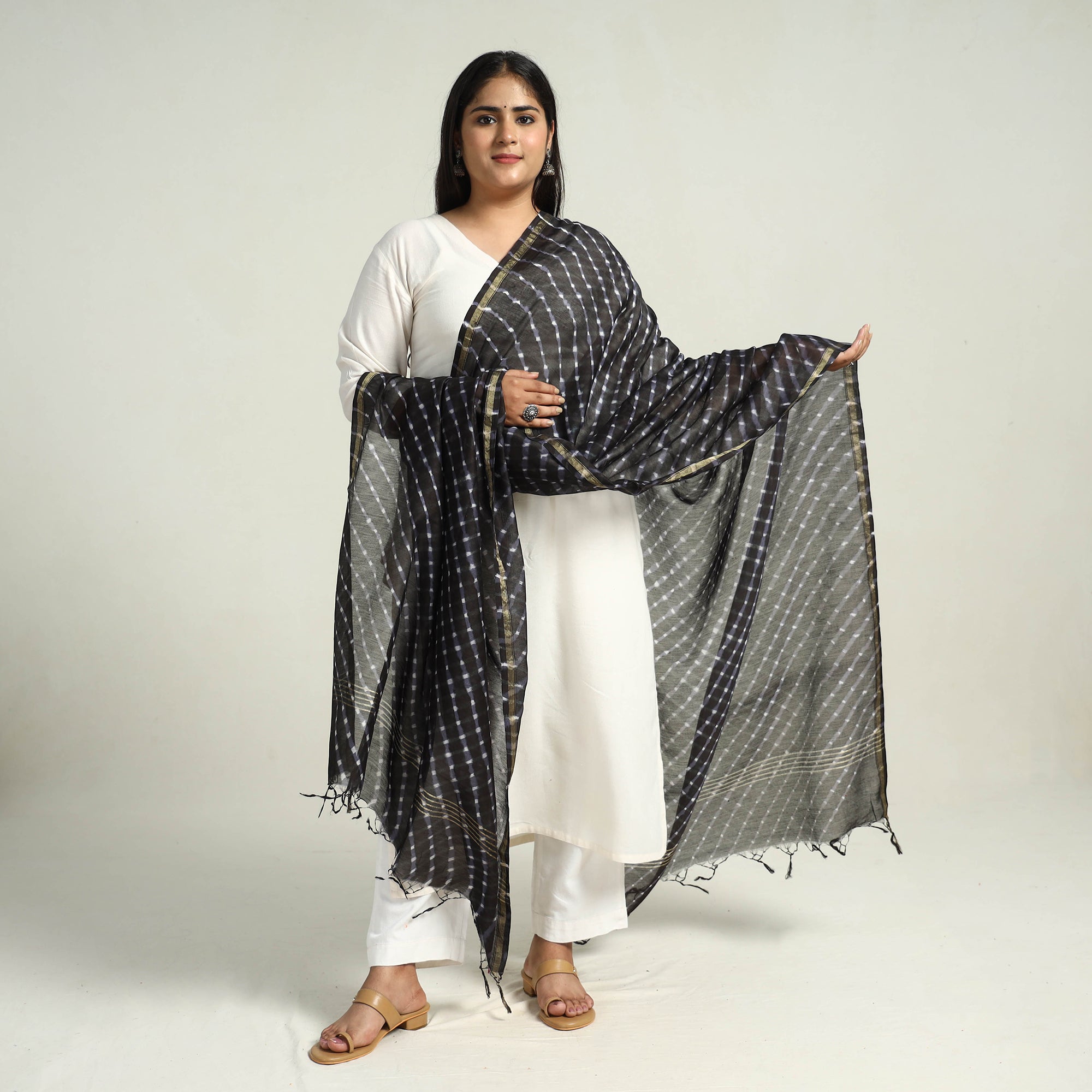 LEHARIYA BY BADSHAH MIYAN Black - Traditional Tie & Dye Chanderi Silk Leheriya Dupatta 54 - view 2